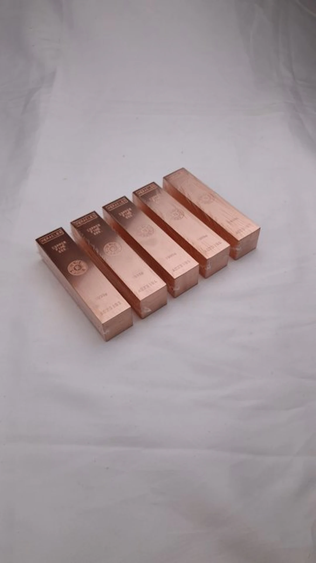 5 kilograms - Copper .999 - Heracles Audaral, France (No reserve price)