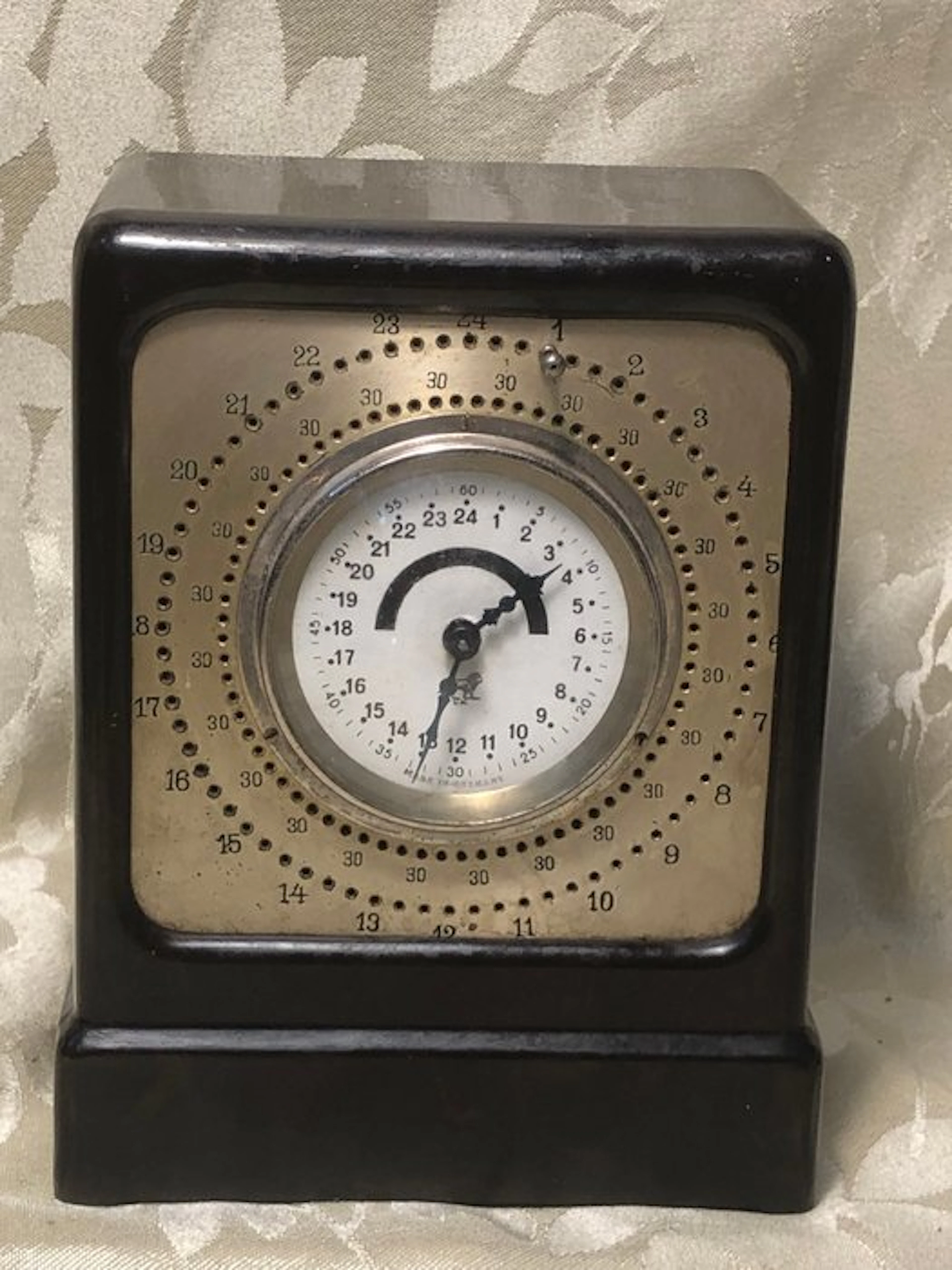 Müller & co. - Chronoradio - Tube Radio Timer Audio component