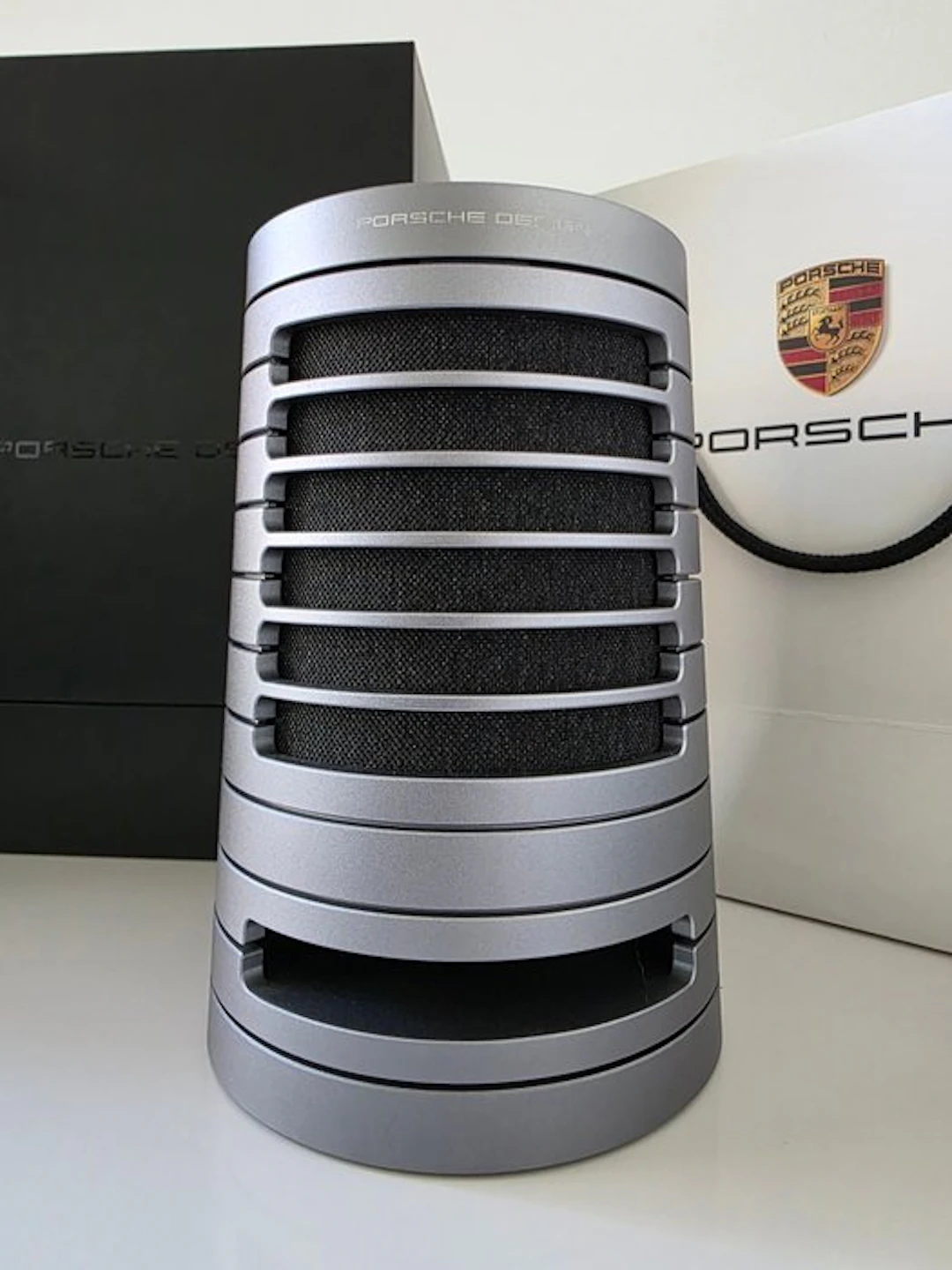 PORSCHE DESIGN PDS50 – Enceinte Bluetooth sans fil –...