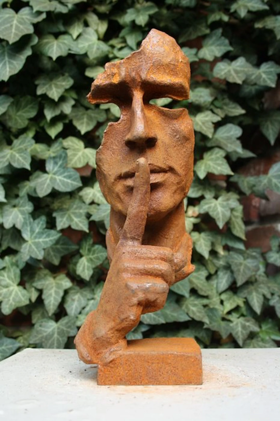 Sculpture, "THE WHISPERER" - 30 cm - Cast iron