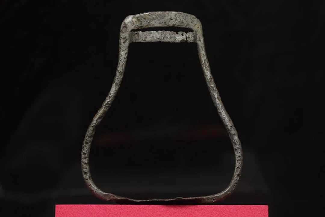 Medieval (Gothic) - Iron Crusader Stirrup - 14.5 cm (No reserve price)