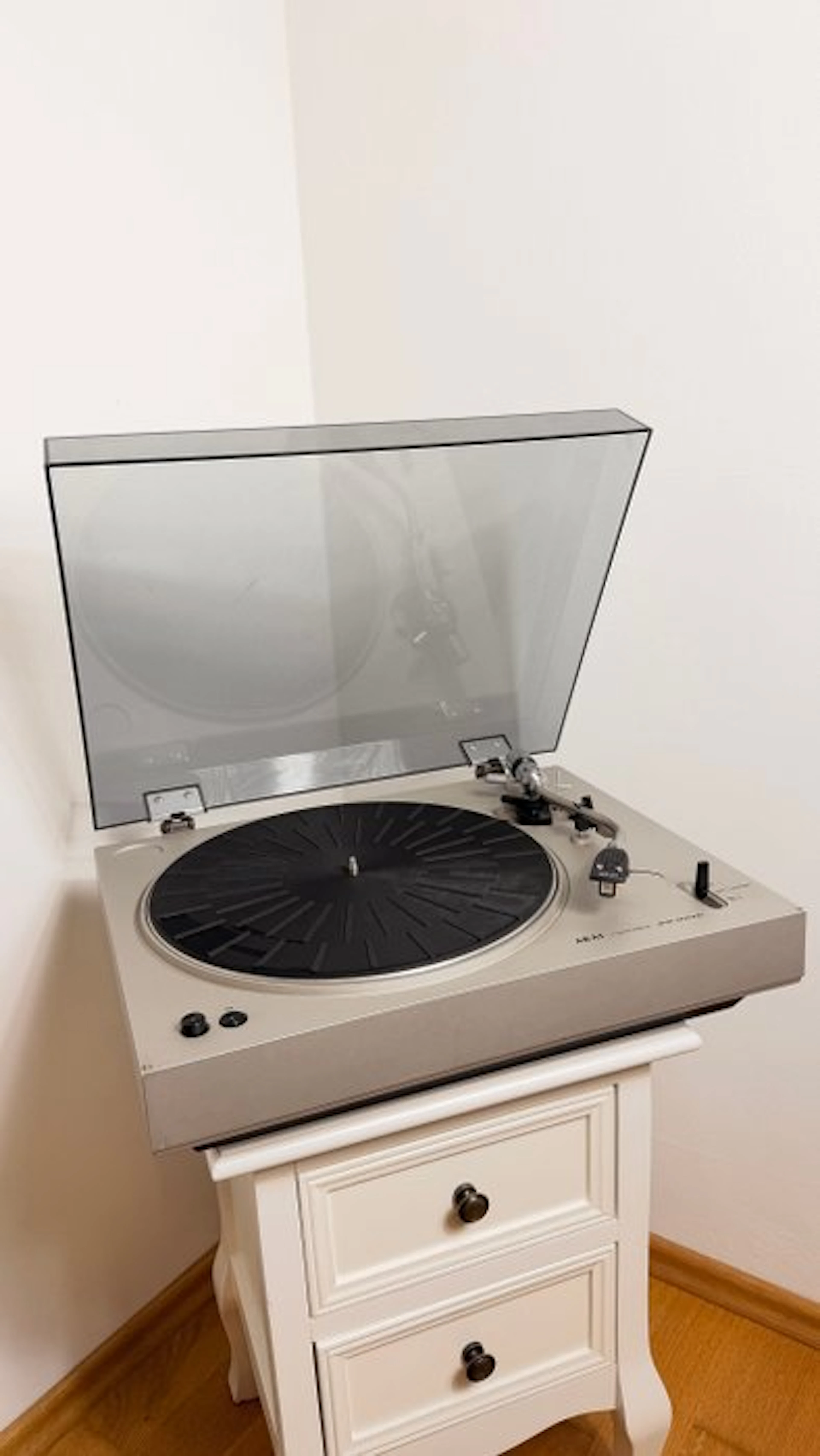 Akai - AP-001C Turntable