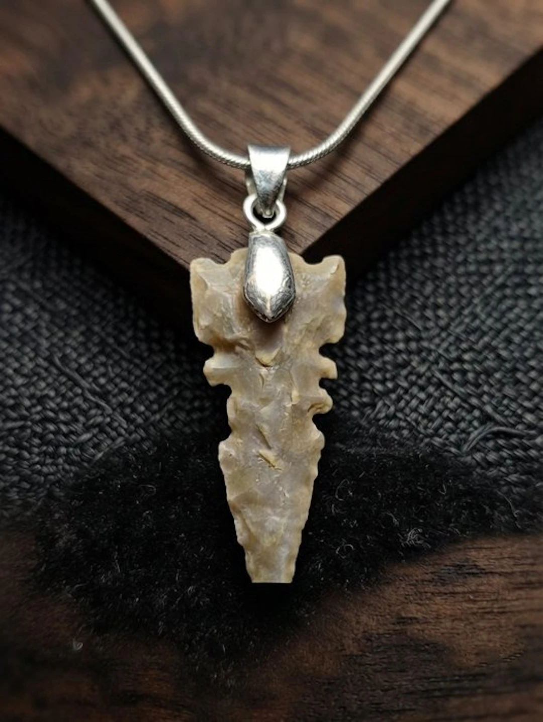 Neolithic Teneré Translucent Flint Arrow head (No reserve price)