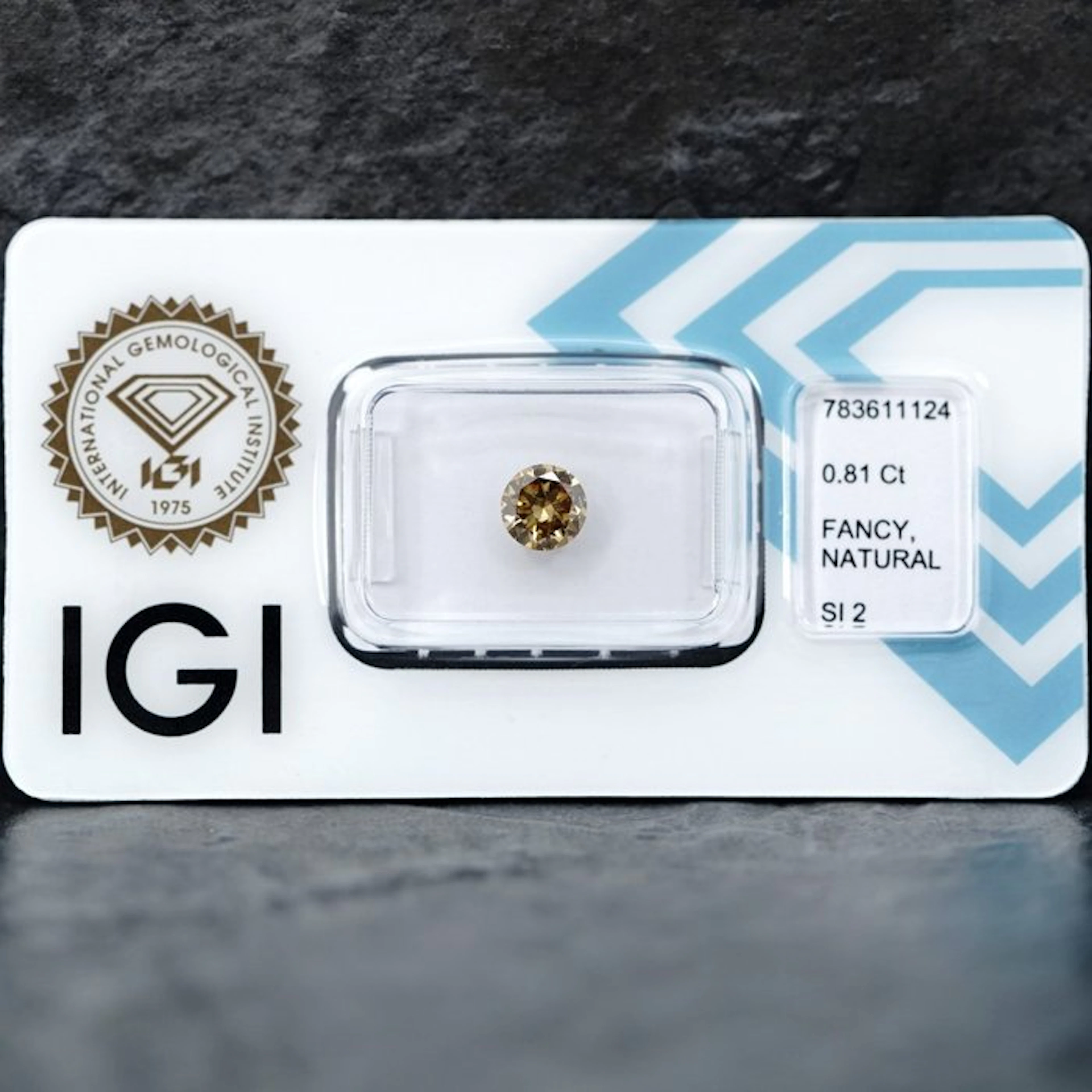 1 pcs Diamond (Natural coloured) - 0.81 ct - Round...