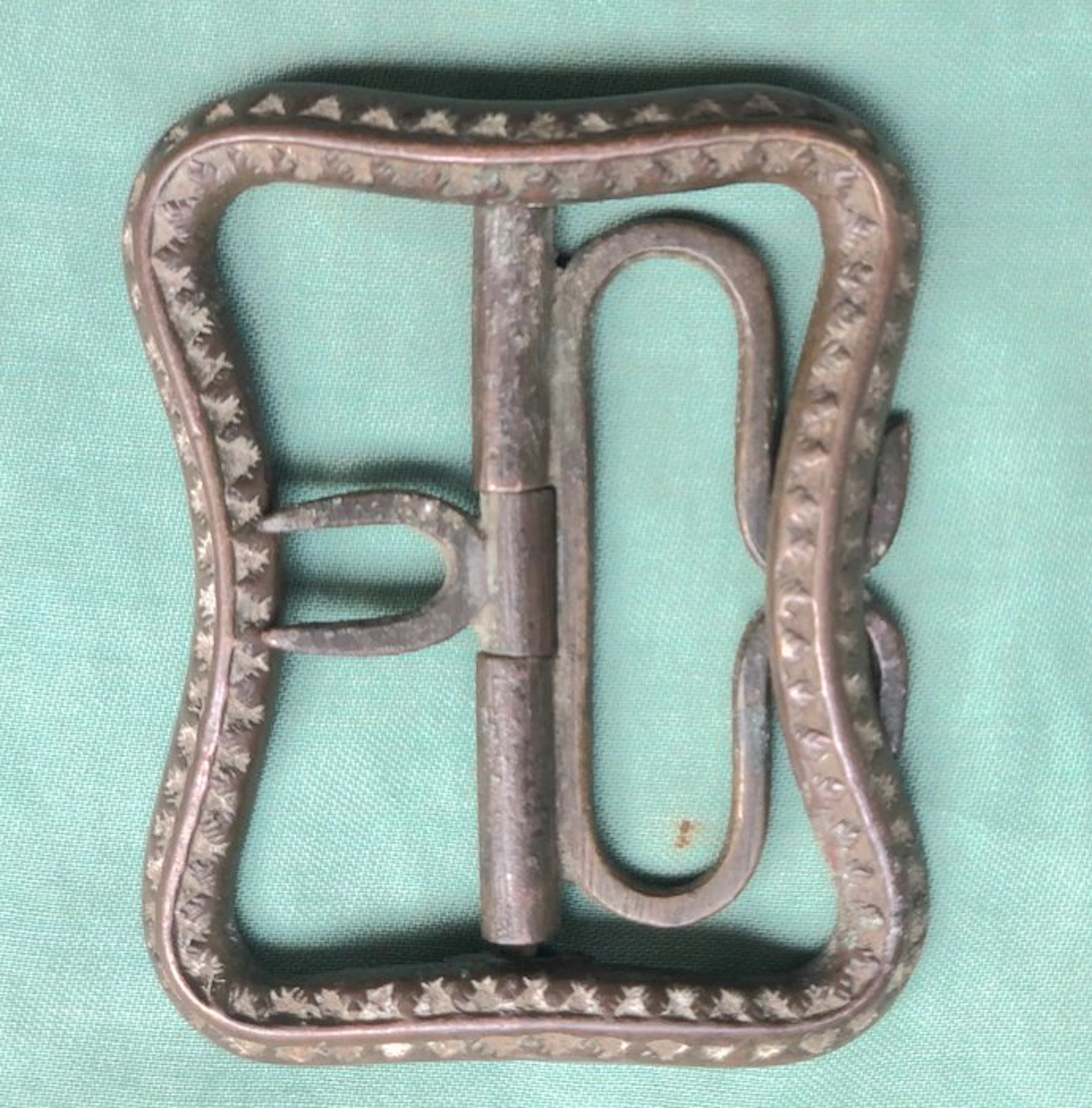 Belt buckle
