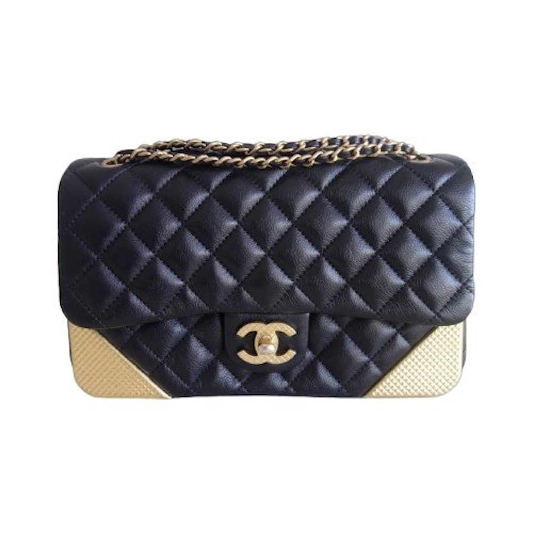 Chanel - Timeless Classic Flap Medium - Shoulder bag