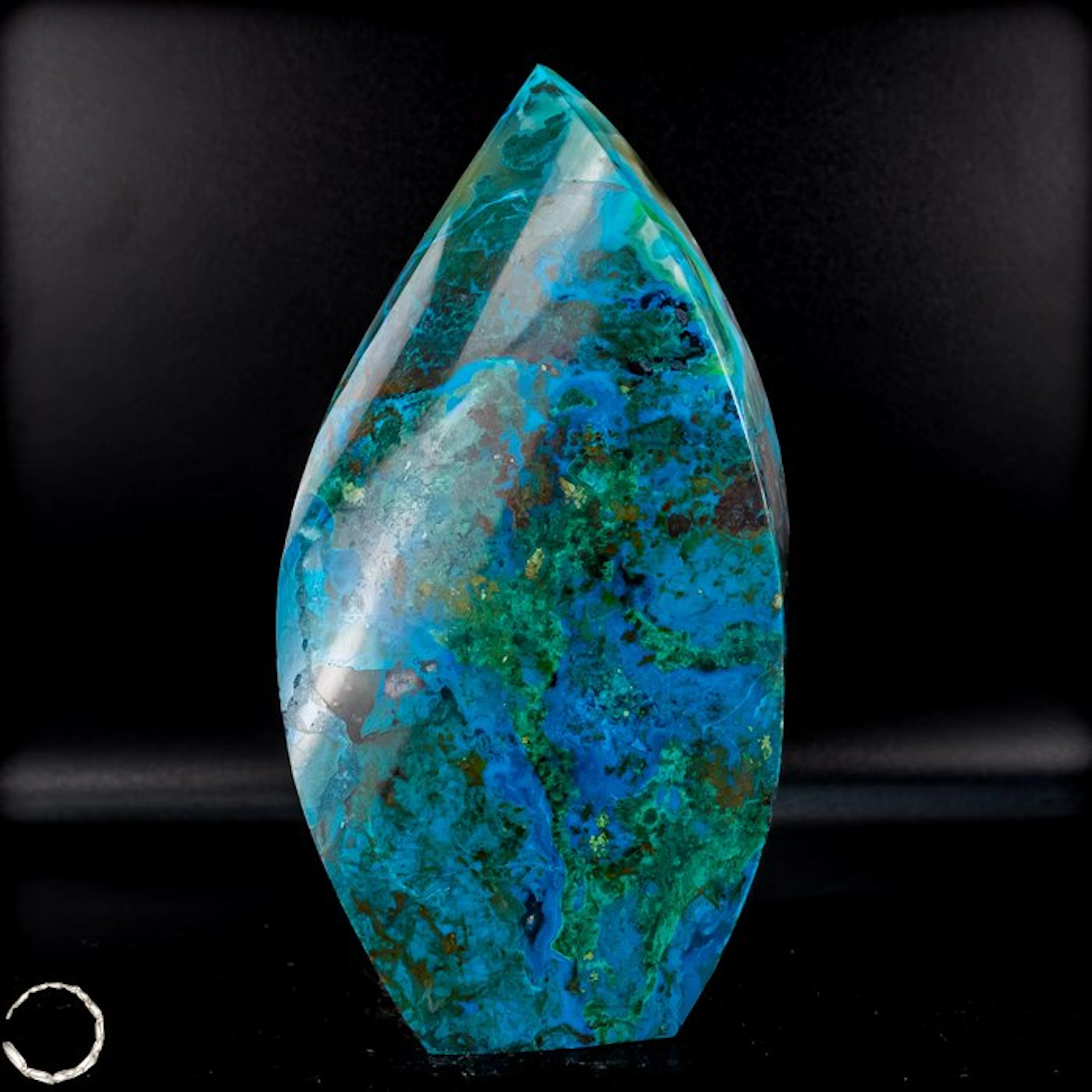 Azurite-Malachite-Chrysocolla freeform – a masterpiece of...