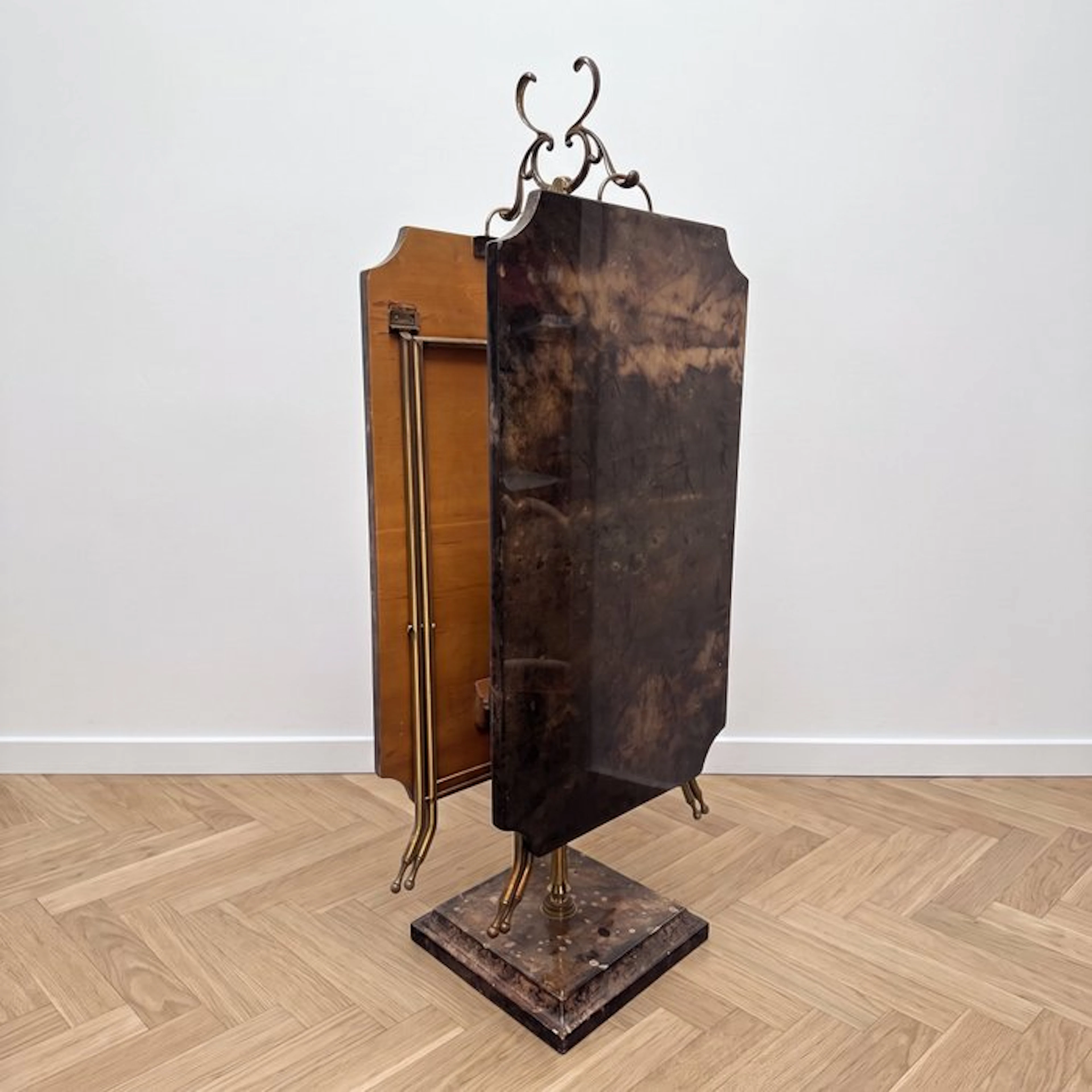 Aldo Tura - Nesting tables - Parchment, Brass - hanging side tables