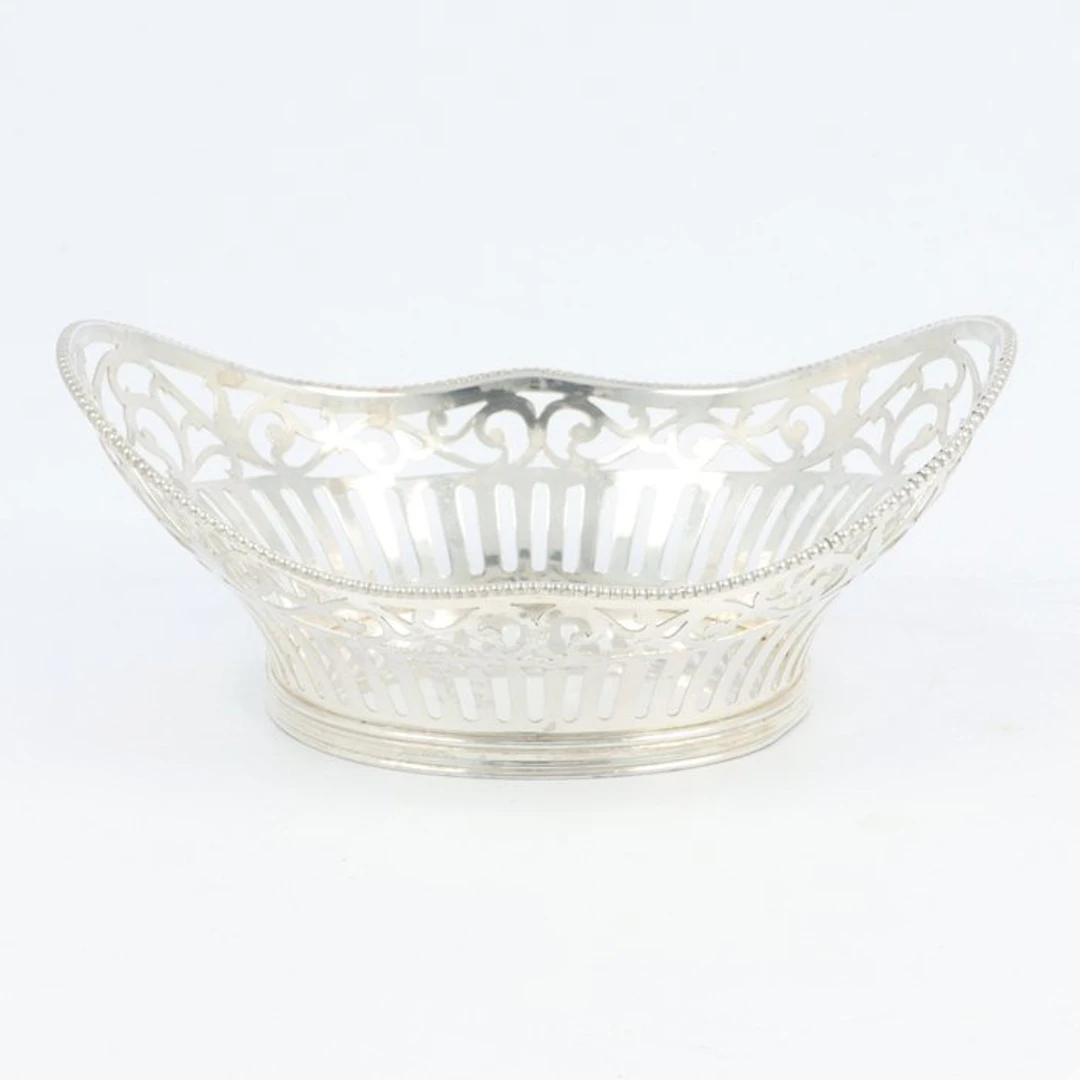 S. Looren de Jong - Bonbon basket - .833 silver