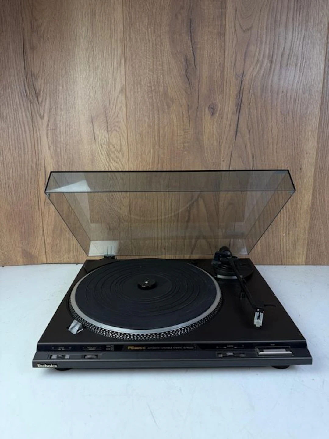 Technics - SL-B22D Turntable