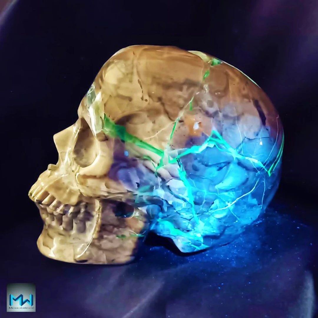8" Fabulous Human Skull (Geode)