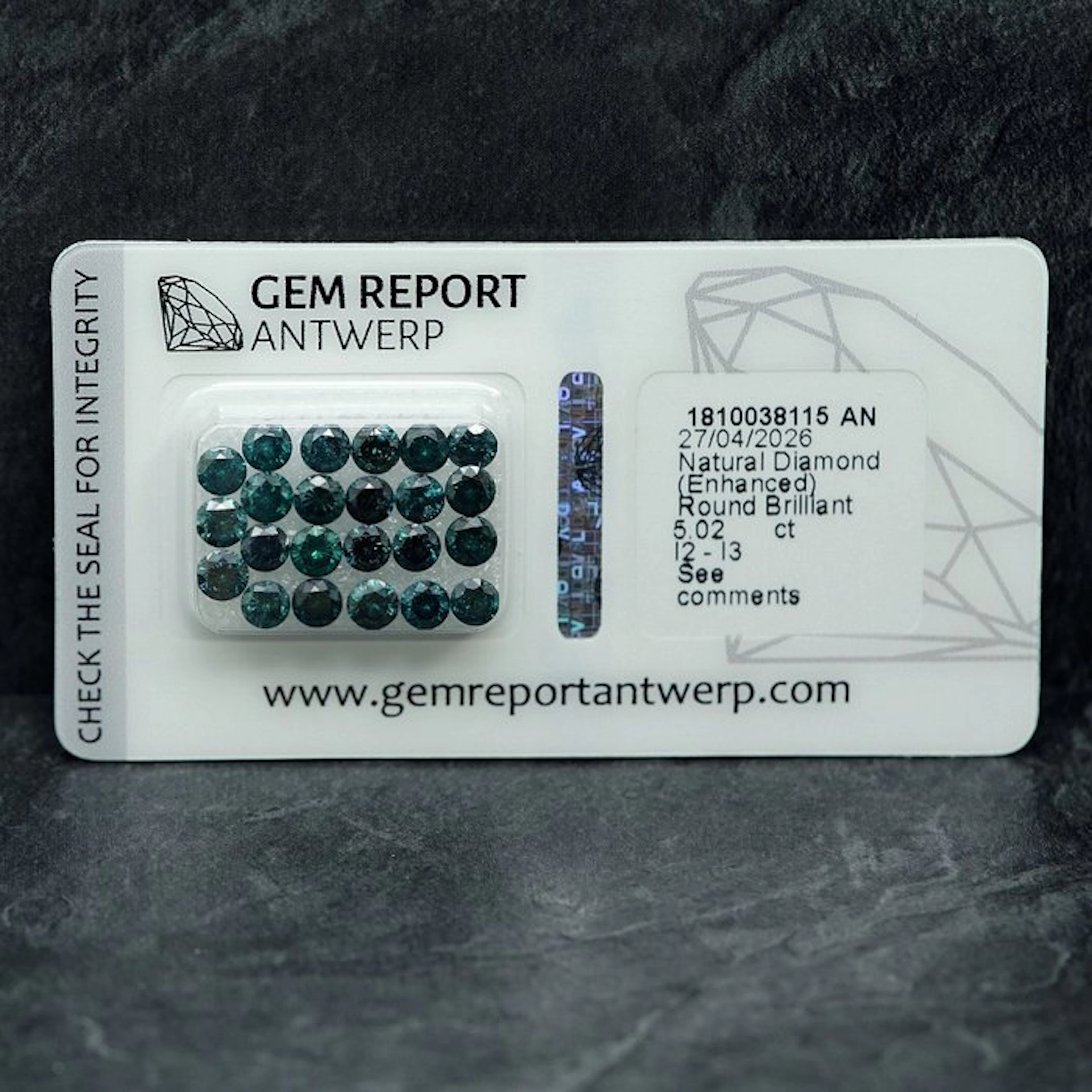 No reserve price - 23 pcs Diamond (Colour-treated) - 5.02...