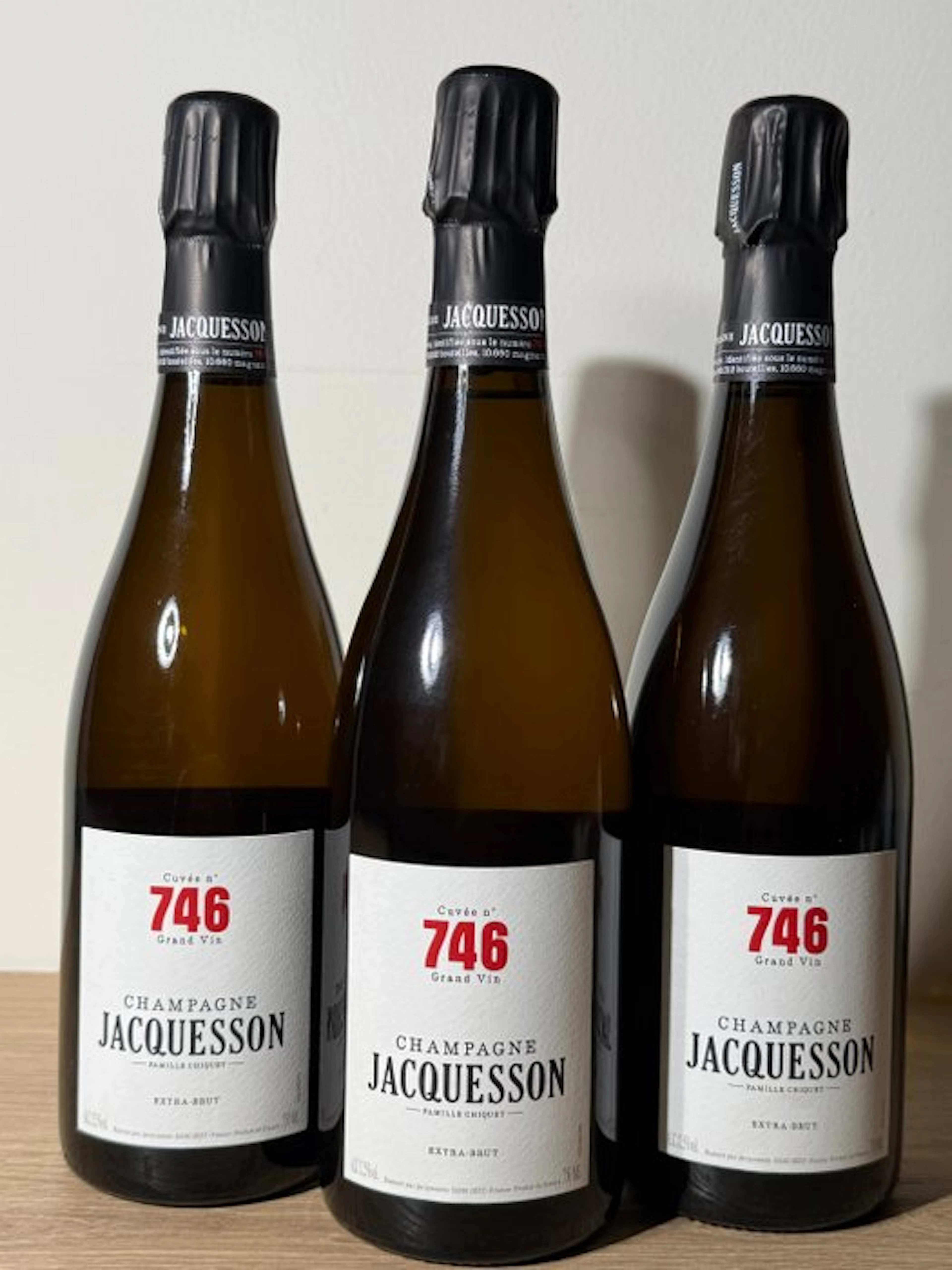 2018 Jacquesson, Cuvée n° 746 - Champagne Extra Brut - 3 Bottles (0.75L)