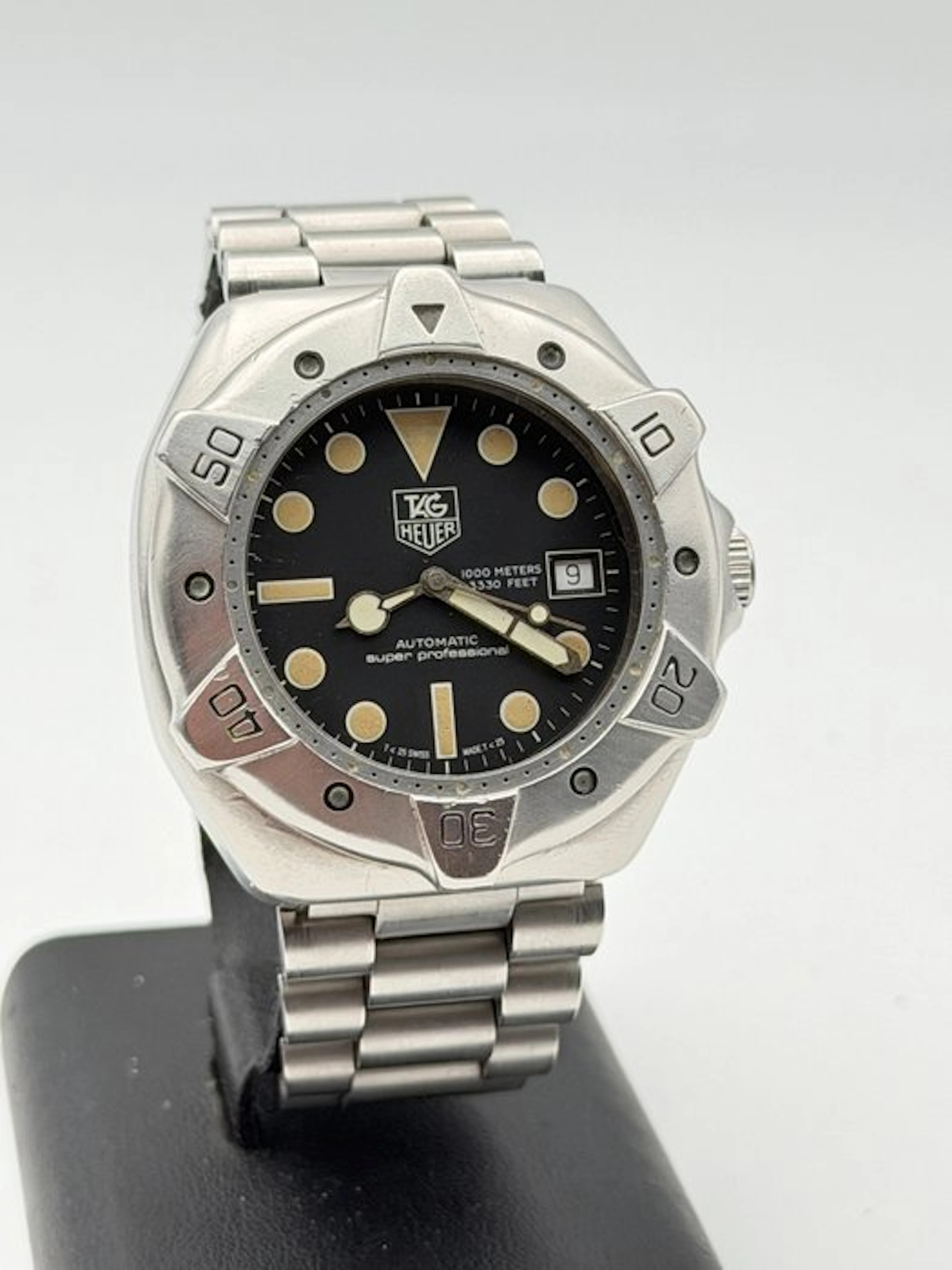 TAG Heuer - 1000mt diver VVF assigend watch automati...