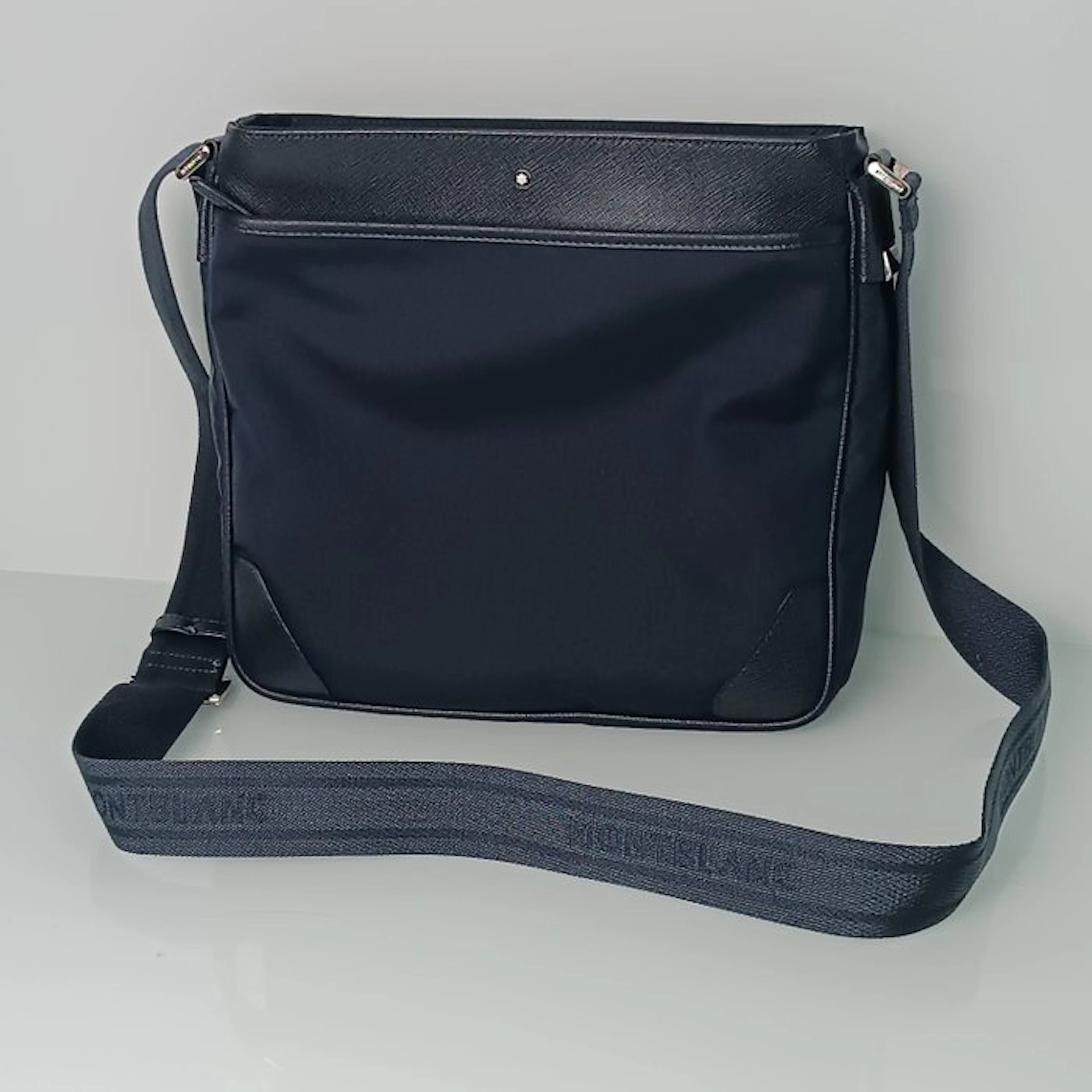 Montblanc - Sartorial Jet Envelope Medium - Shoulder bag