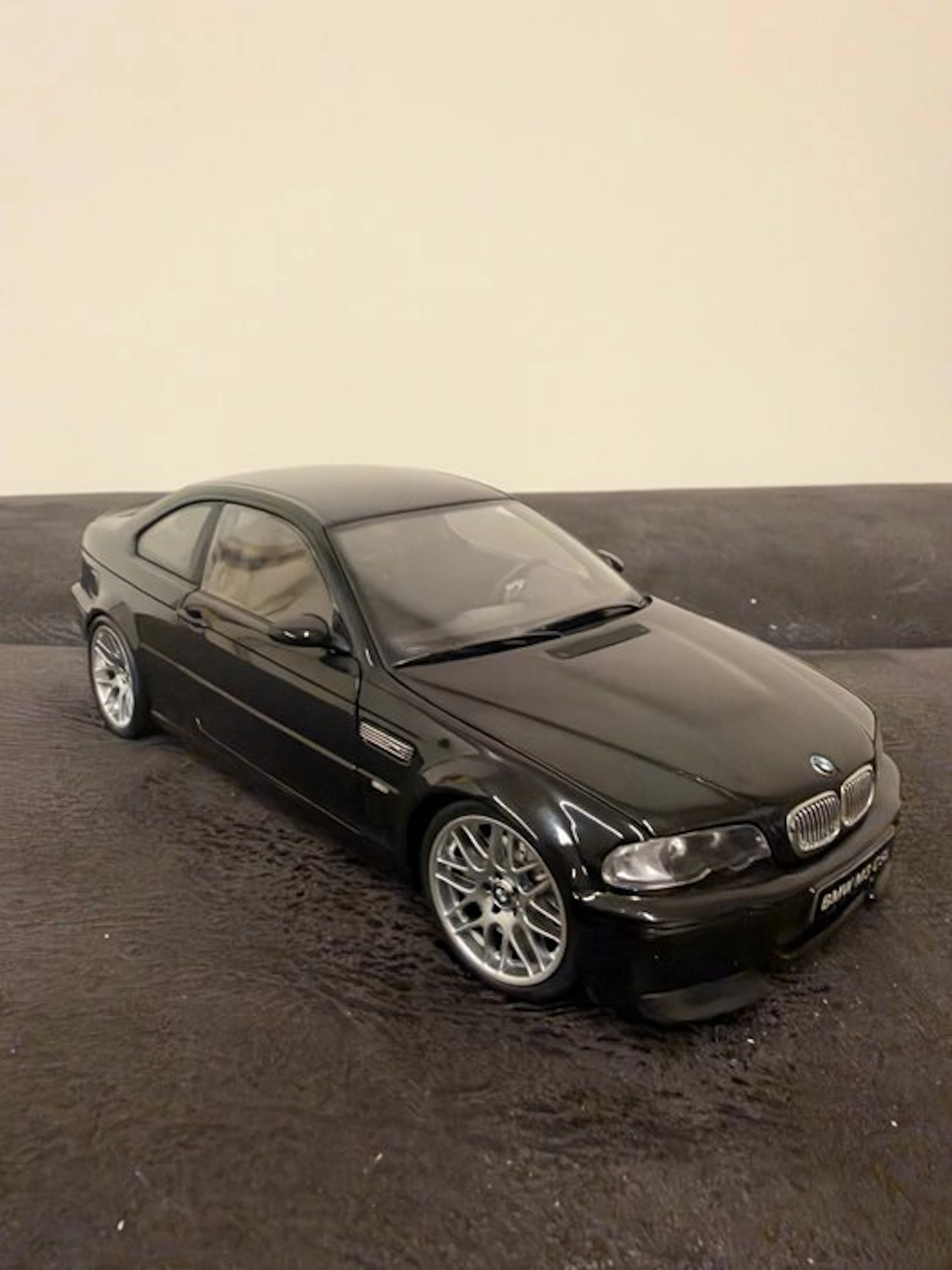 Kyosho 1:18 - Model car - BMW M3 CSL