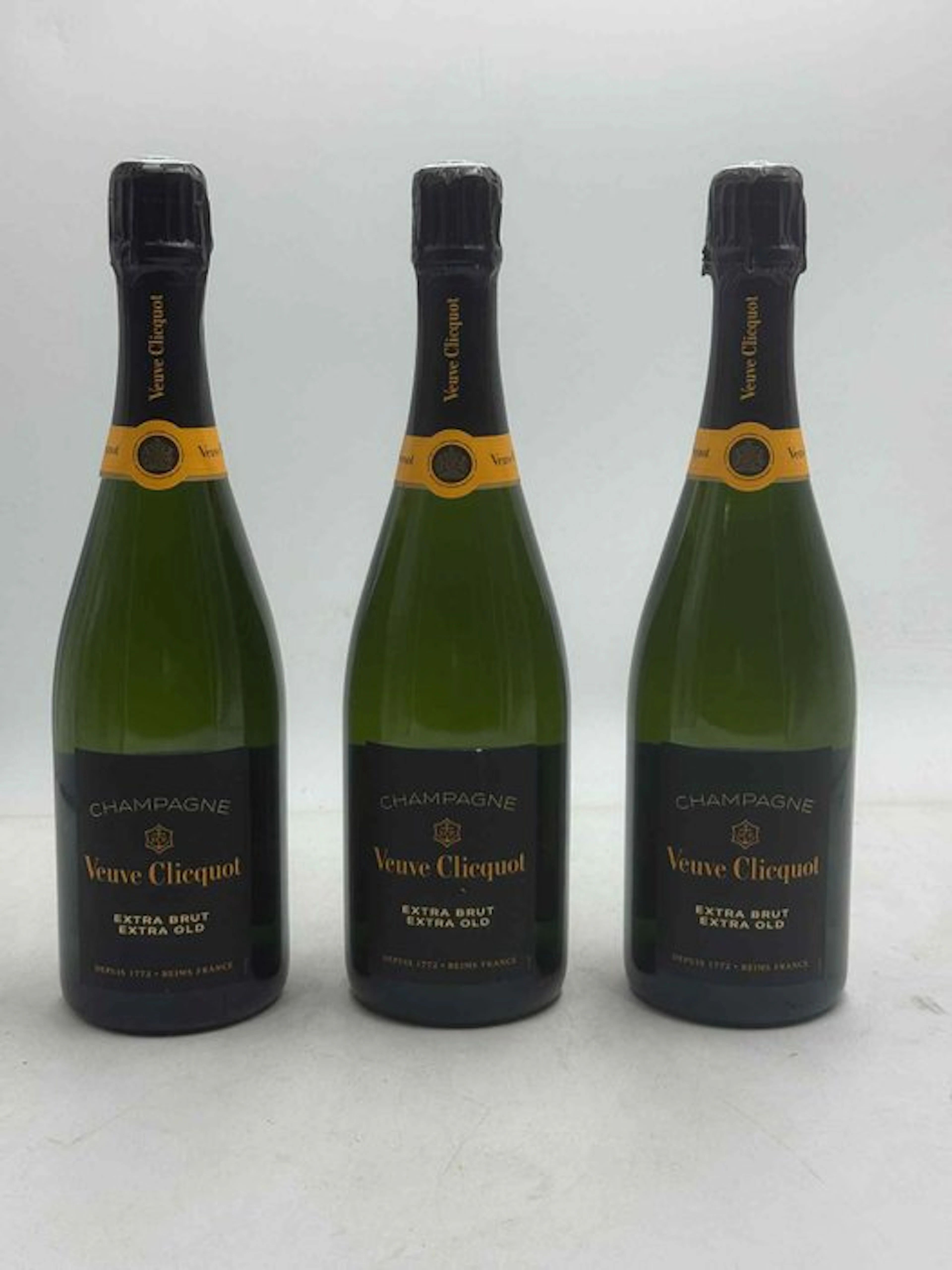 Veuve Clicquot, Extra Old - Champagne Extra Brut - 3 Bottles (0.75L)