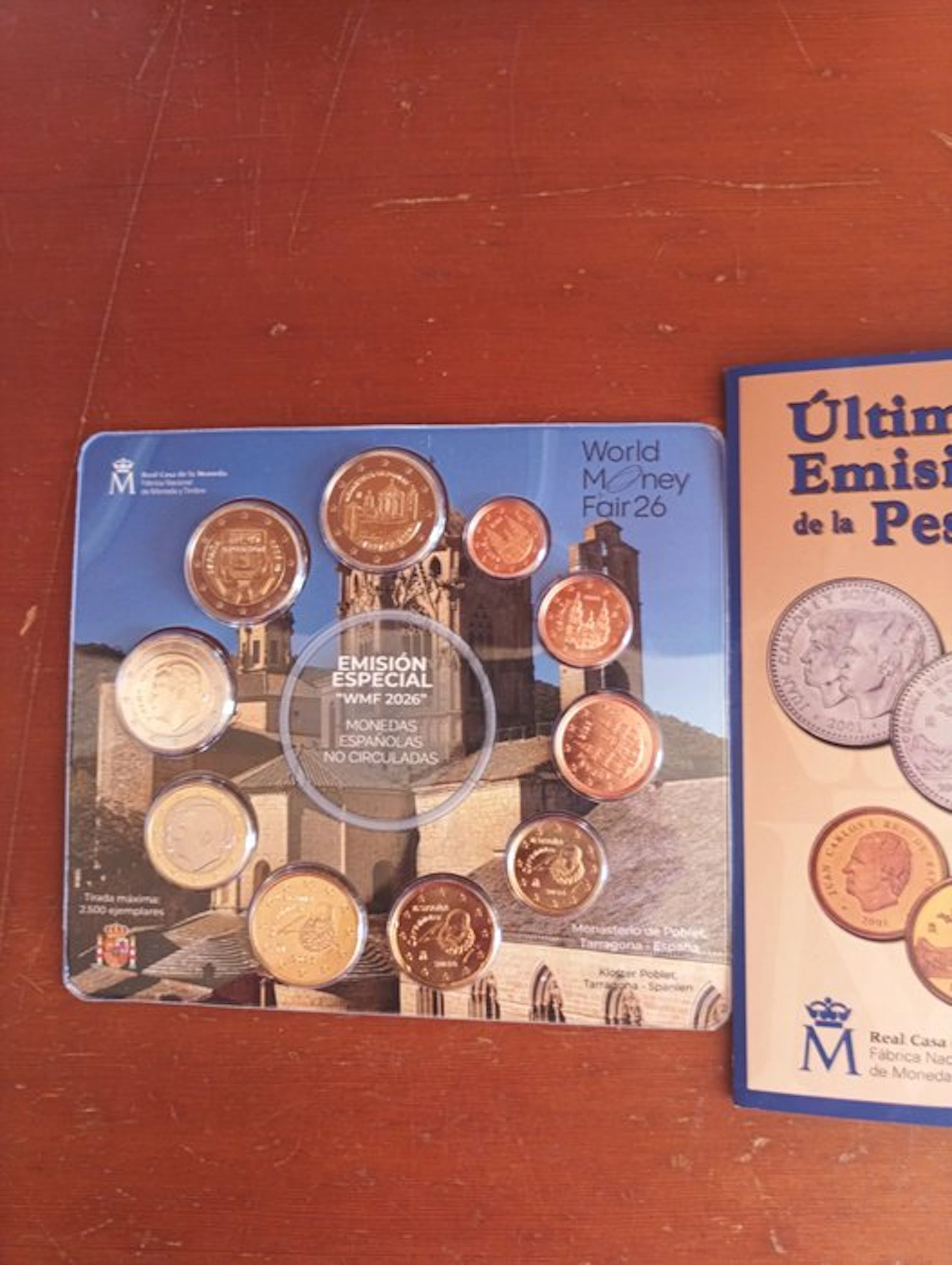 Spain. Year Set (BU) / 100 Peseta / 2000 Pesetas 2001/2026 (3 Items incl