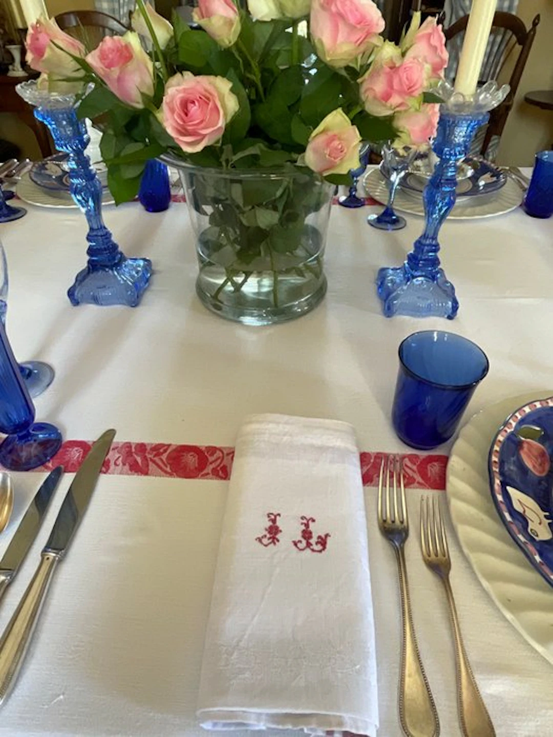 6 Early XXth Century damask linen napkins with hand embroidered J.L