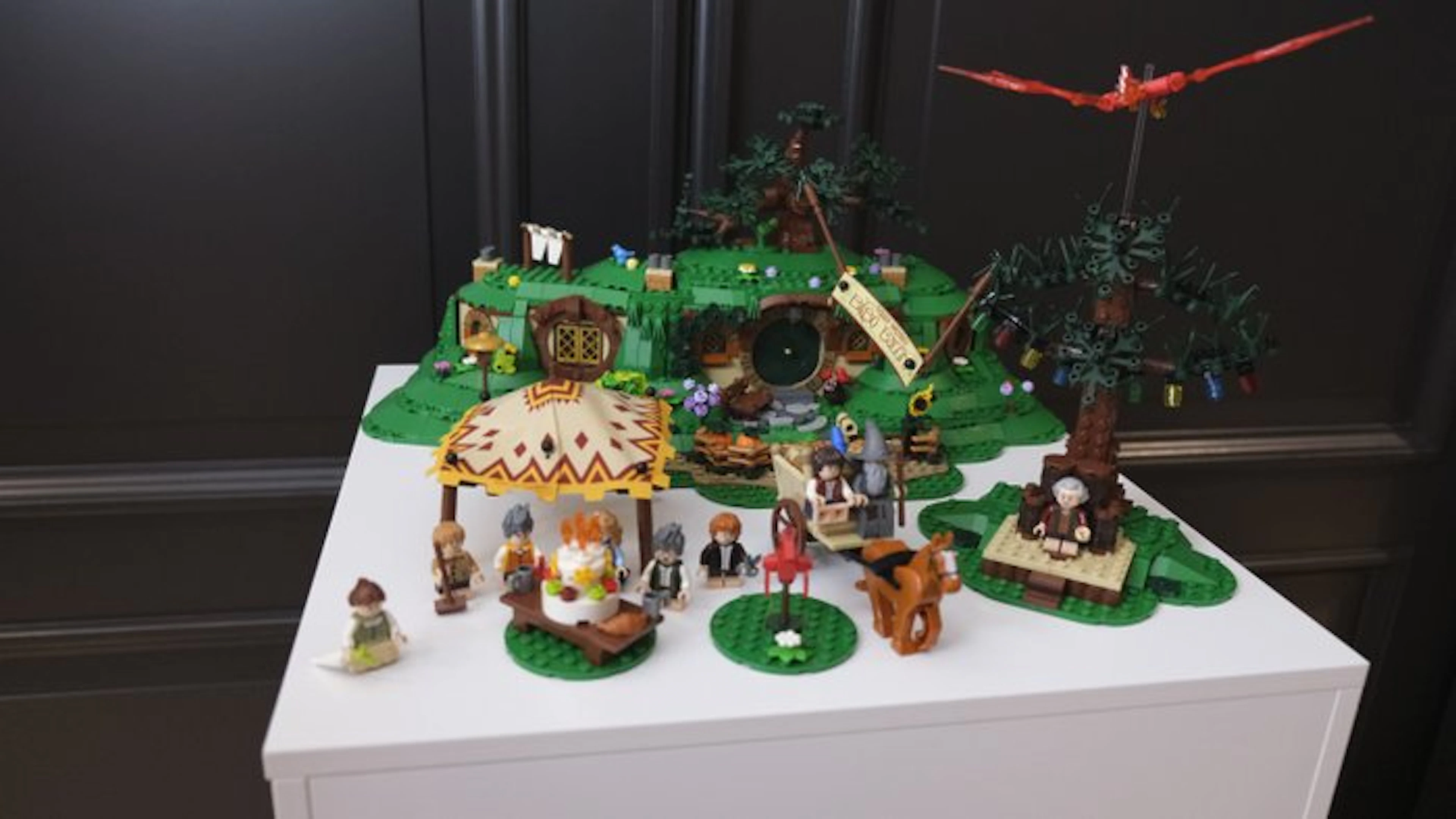 LEGO Set - 10354 - The Lord of the Rings - The Shire - Used - 99% Complete