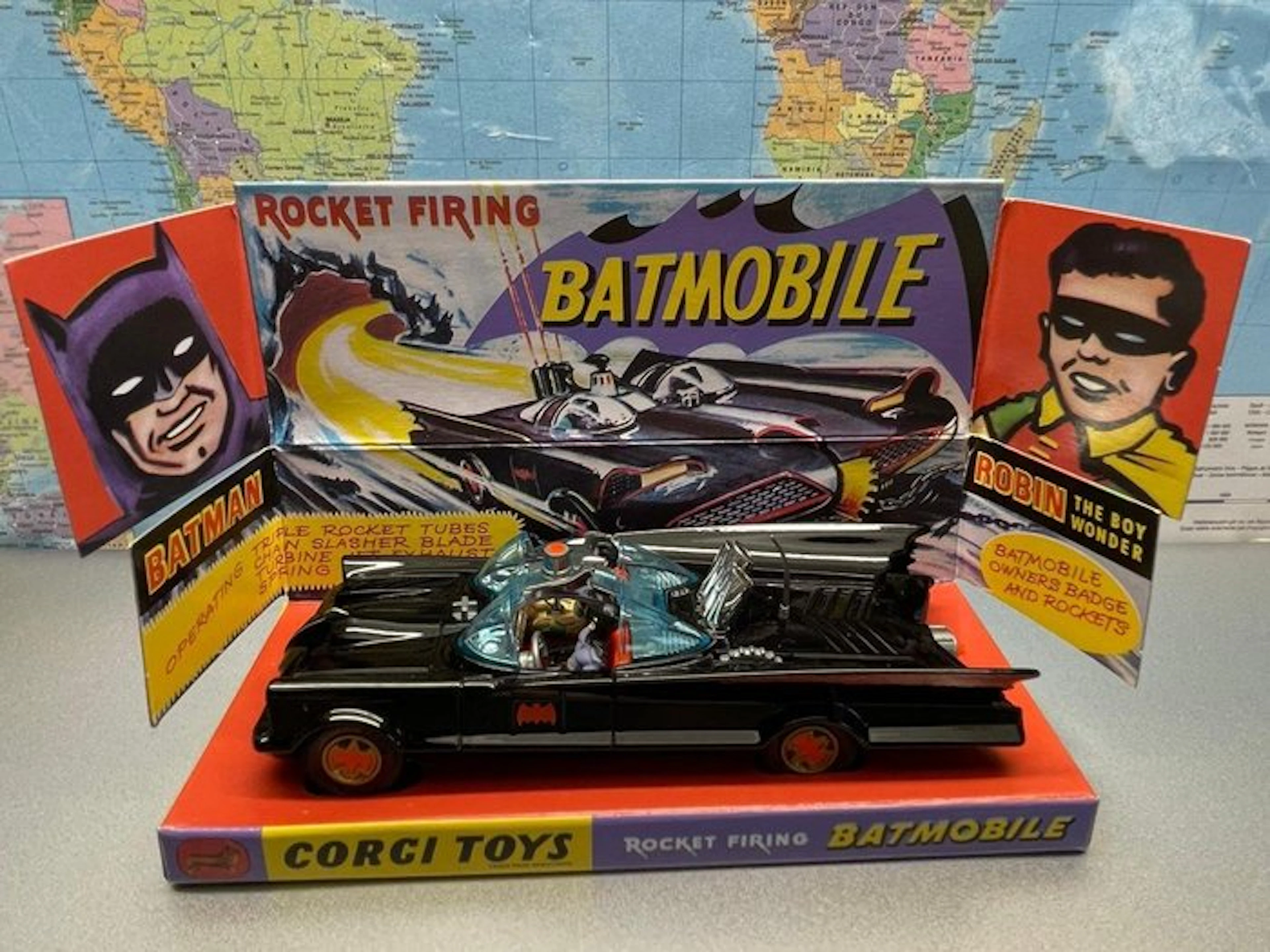 Corgi Toys 1:43 - Model car - Batmobile - Re Issue Corgi Model Club