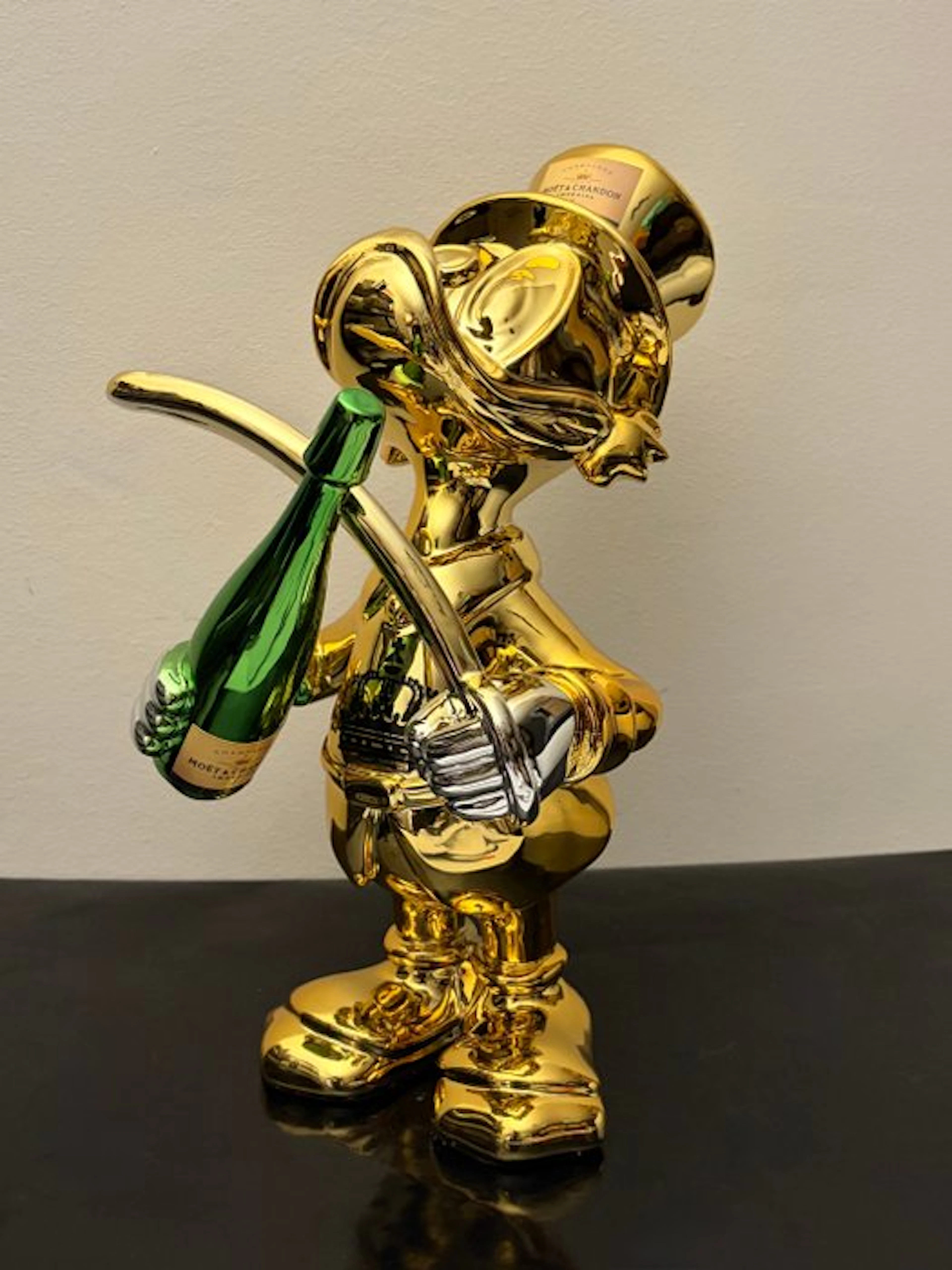 GF Exclusives - Moët & Chandon Champagne Bottle Duck 3D Object