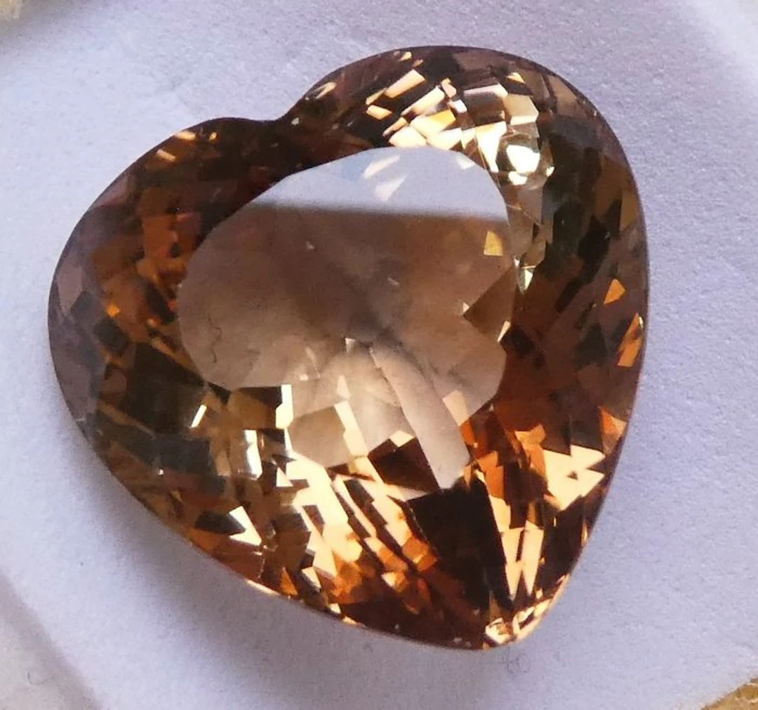 Topaz - 21.94 ct - Instituto Gemólogico Español (IGE)