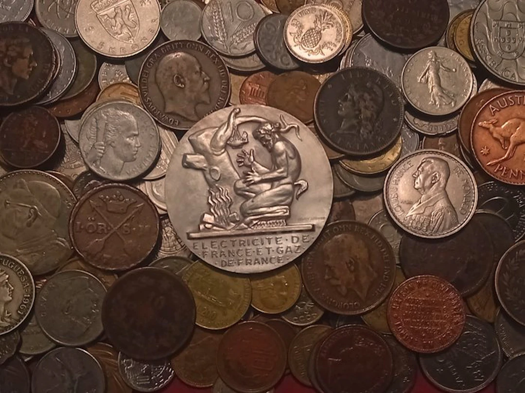 World. Large lot of World Coins, 1800 to présent. (No reserve price)