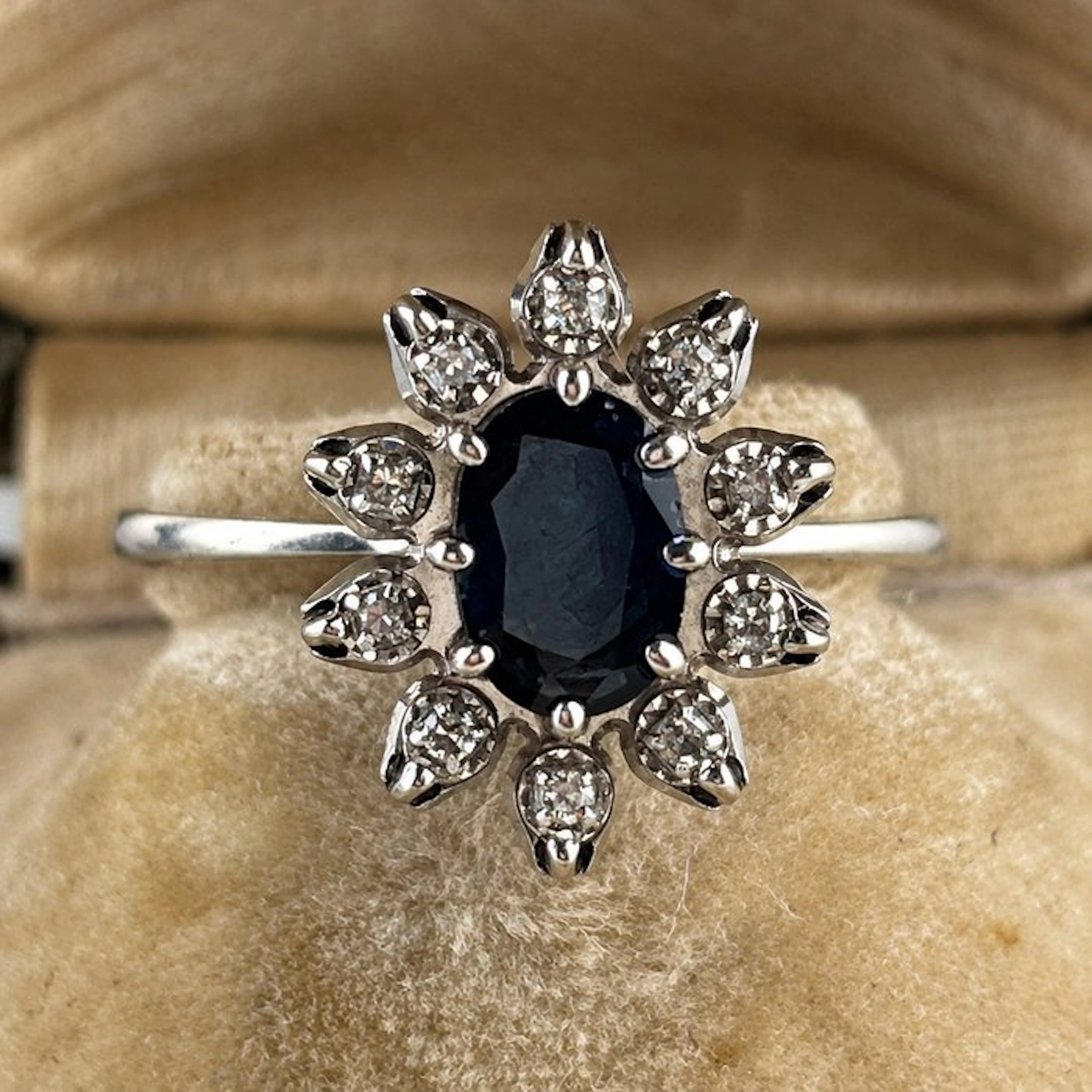 No reserve price - Ring - 18 kt. White gold - 0.91ct. tw. Sapphire - Diamond