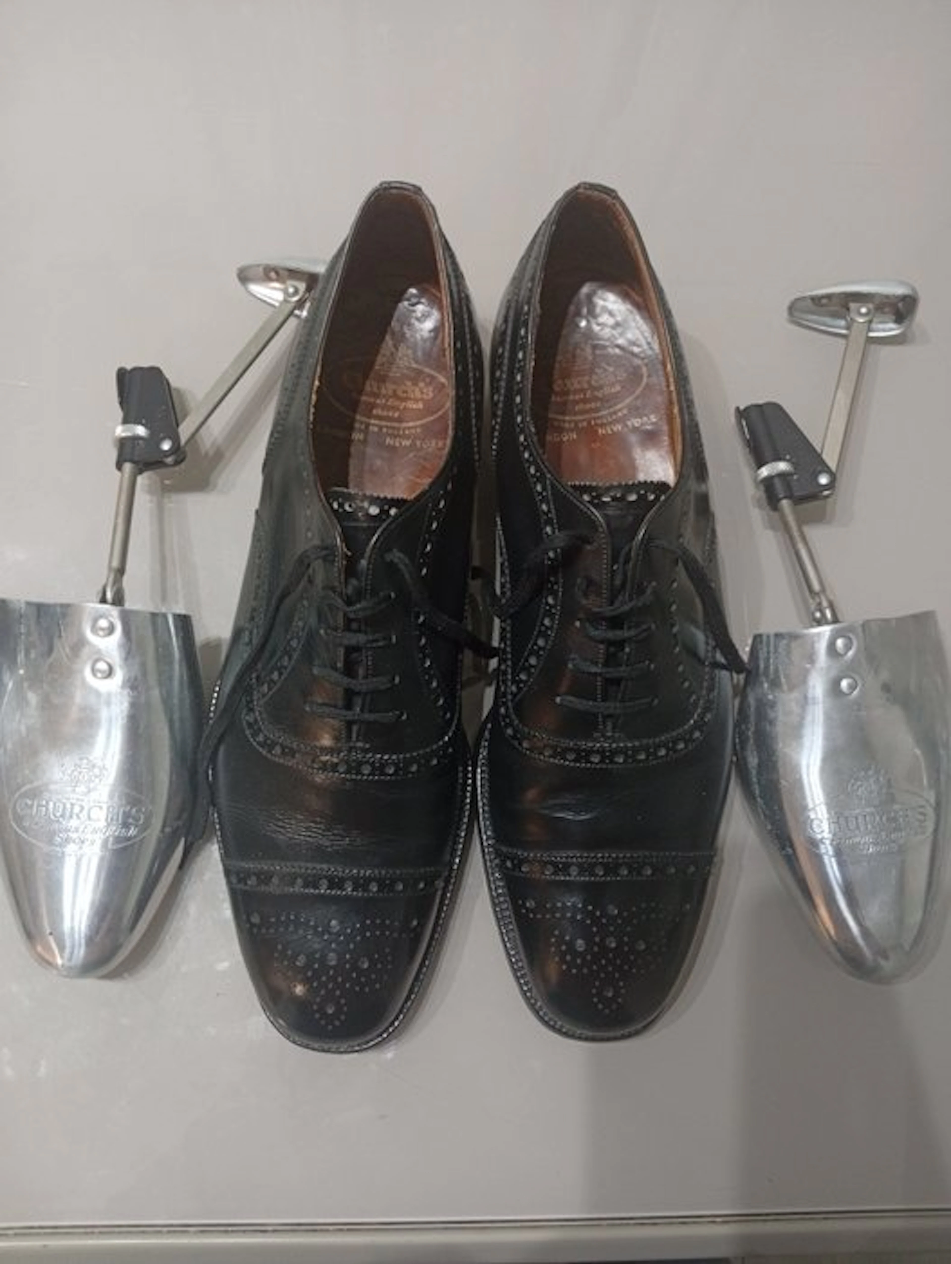 Church's - Brogues - Size: EU 42