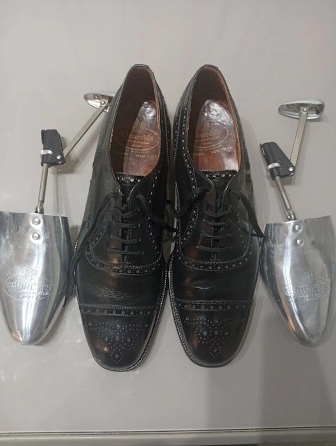 Church's - Brogues - Size: EU 42
