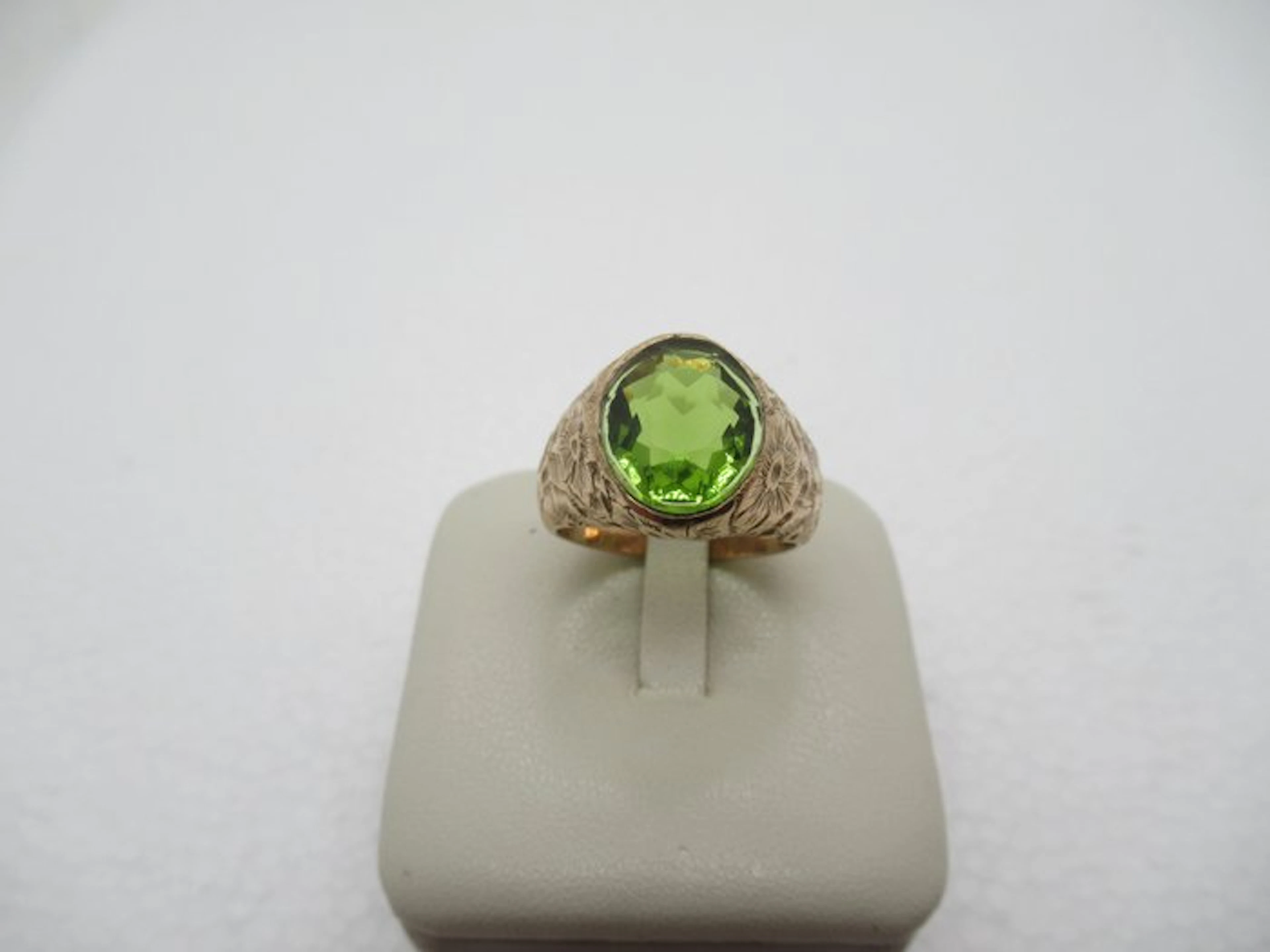Ring - 14 kt. Yellow gold Spinel