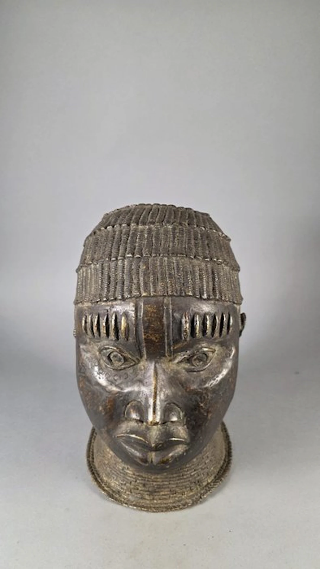 Bronze head - Love - Benin-Nigeria