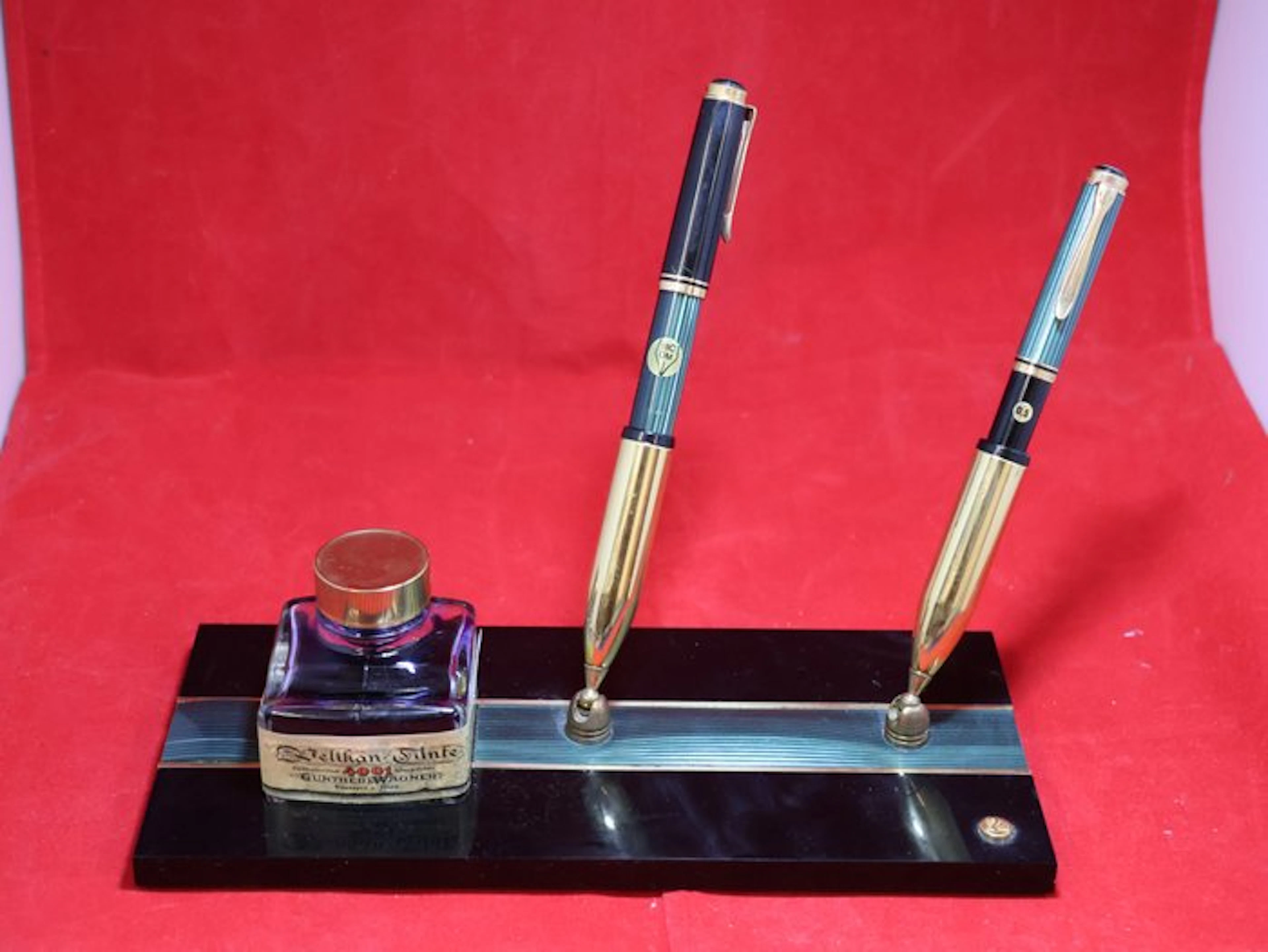 Pelikan - M400 - Fountain pen