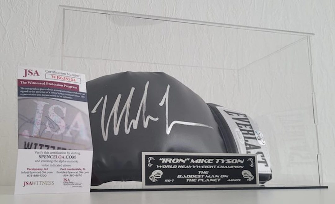 Boxe - Mike Tyson - Boxing Glove