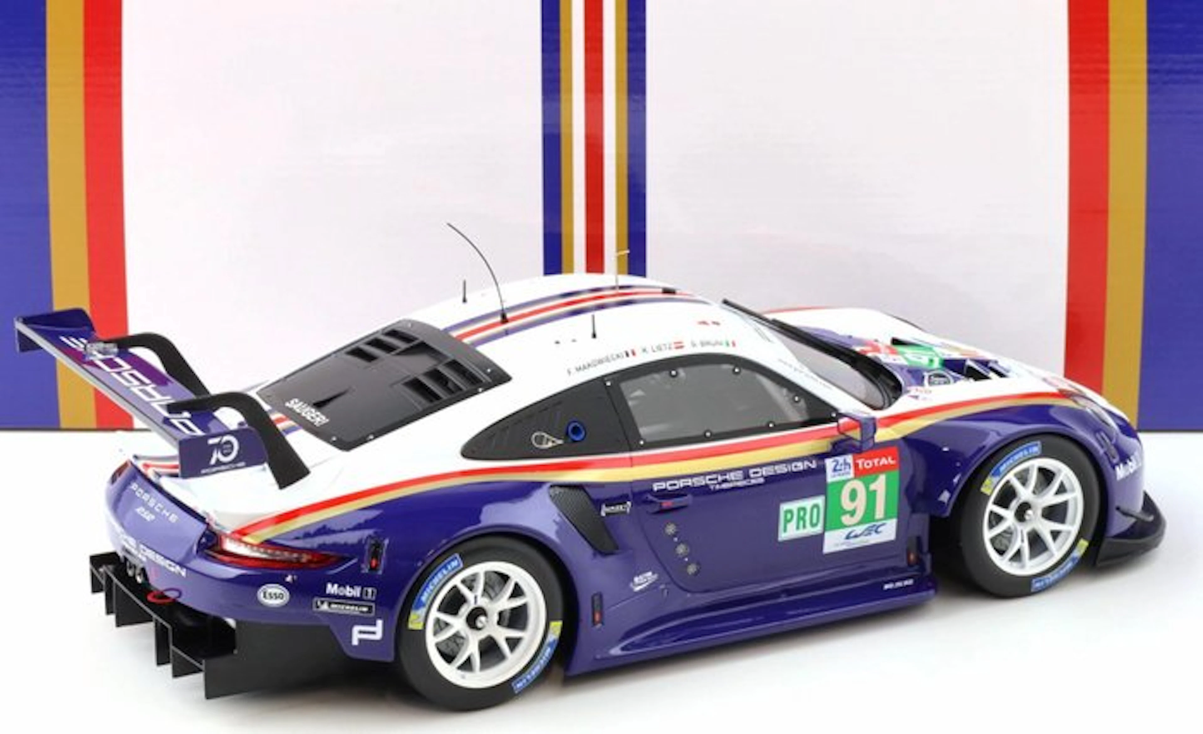 IXO 1:12 - Model race car - PORSCHE GT TEAM - PORSCHE 911...