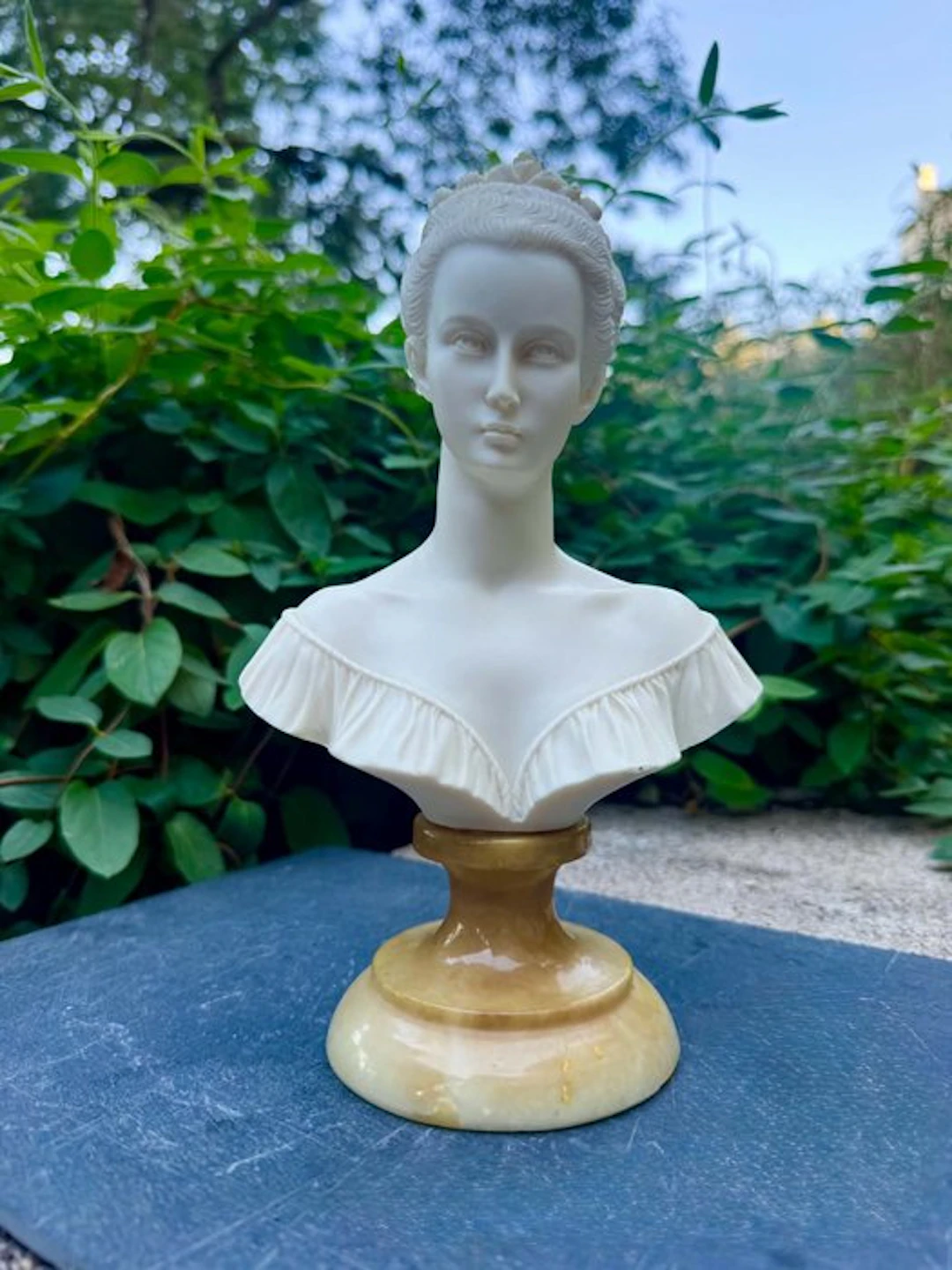 Arnaldo Giannelli (1908-2005) - Bust, Manon Lescaut - 25 cm - Alabaster