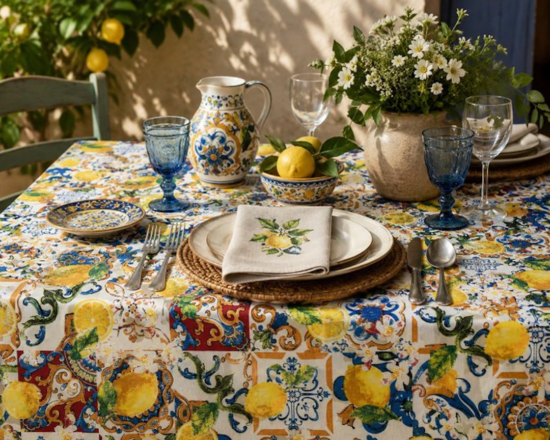 Country-style tablecloth with a Mediterranean pattern –...