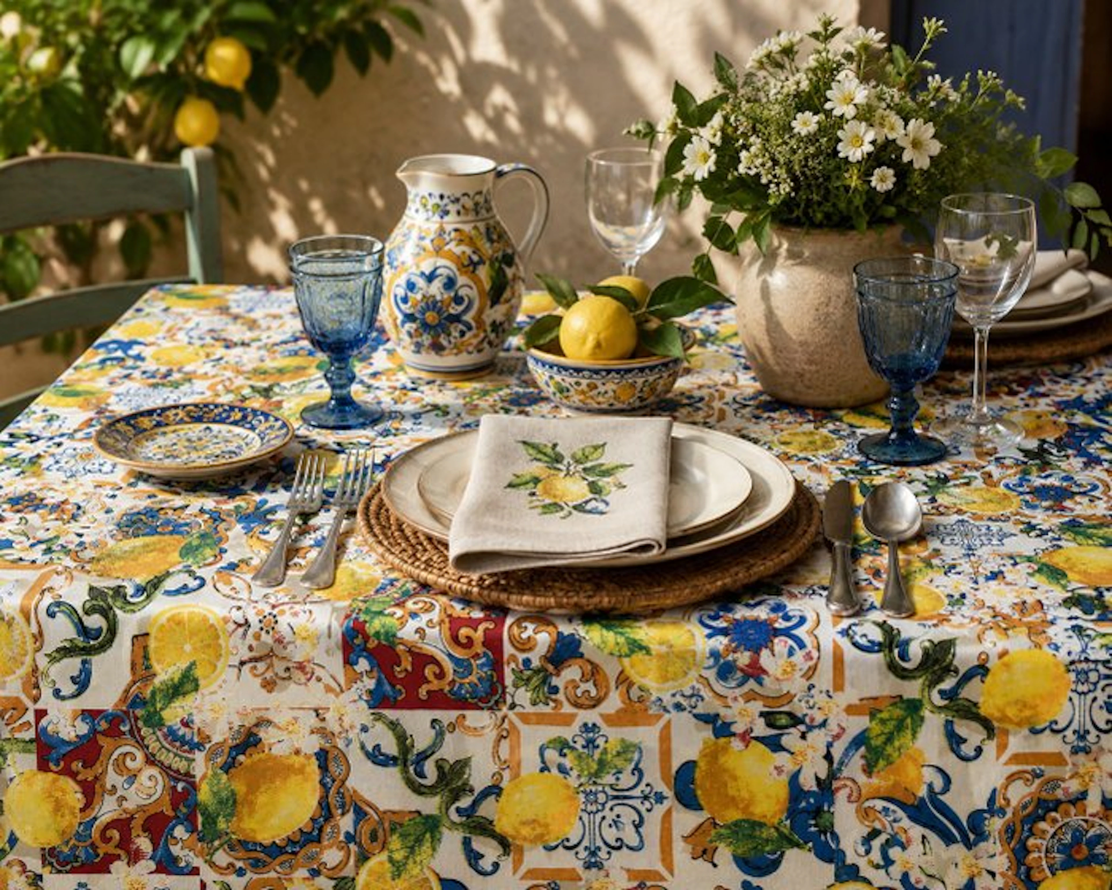 Country-style tablecloth with a Mediterranean pattern –...
