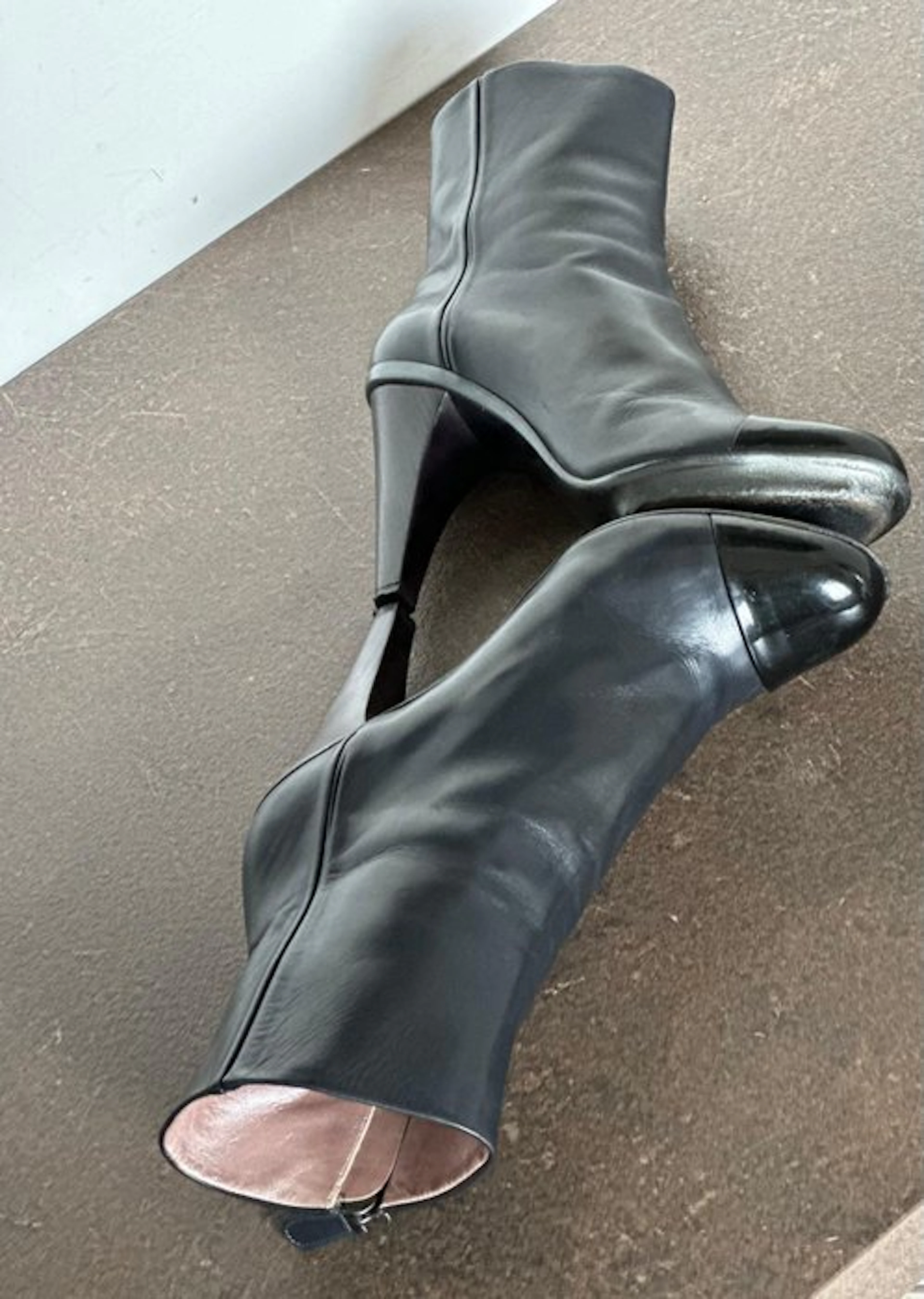 Salvatore Ferragamo - Ankle boots - Size: EU 38
