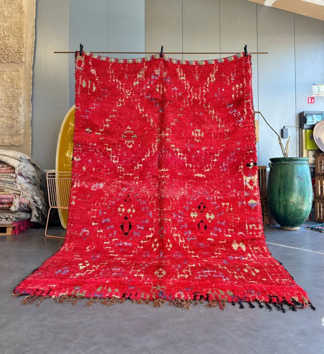 Moroccan Berber Rug – Red Wool – Abstract Geometric...