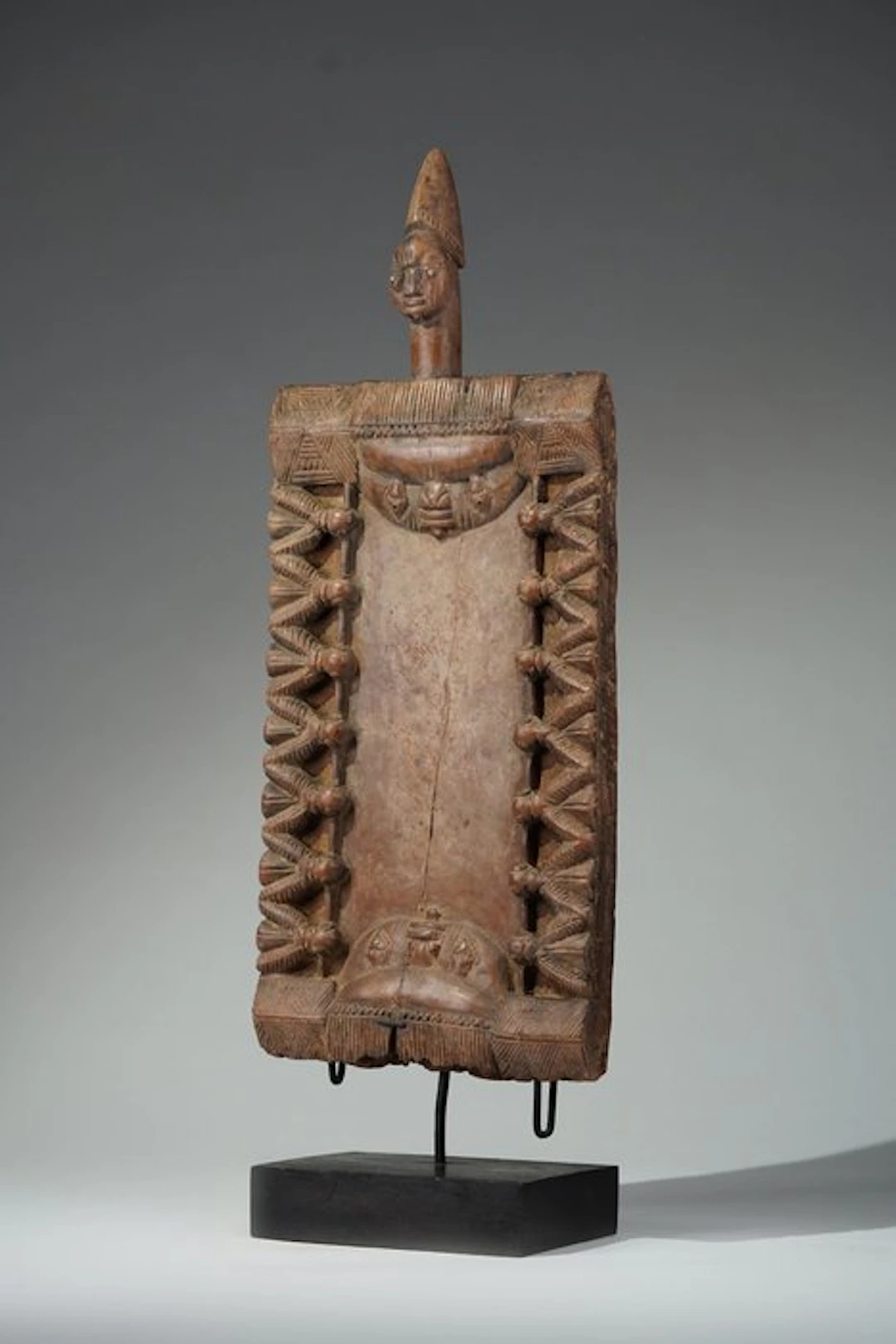 A wooden sculpture - Yoruba - Nigeria (No reserve price)