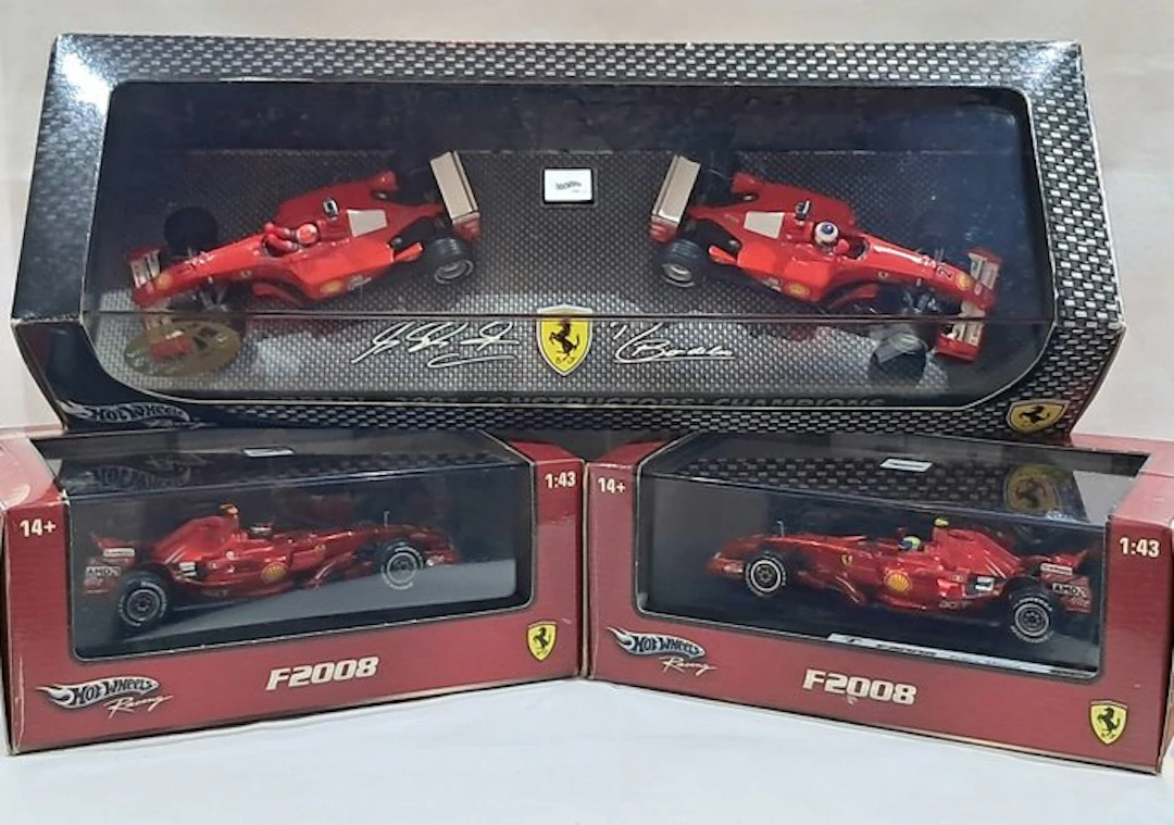 Hot Wheels 1:43 - Model race car (3) - Ferrari F2001...