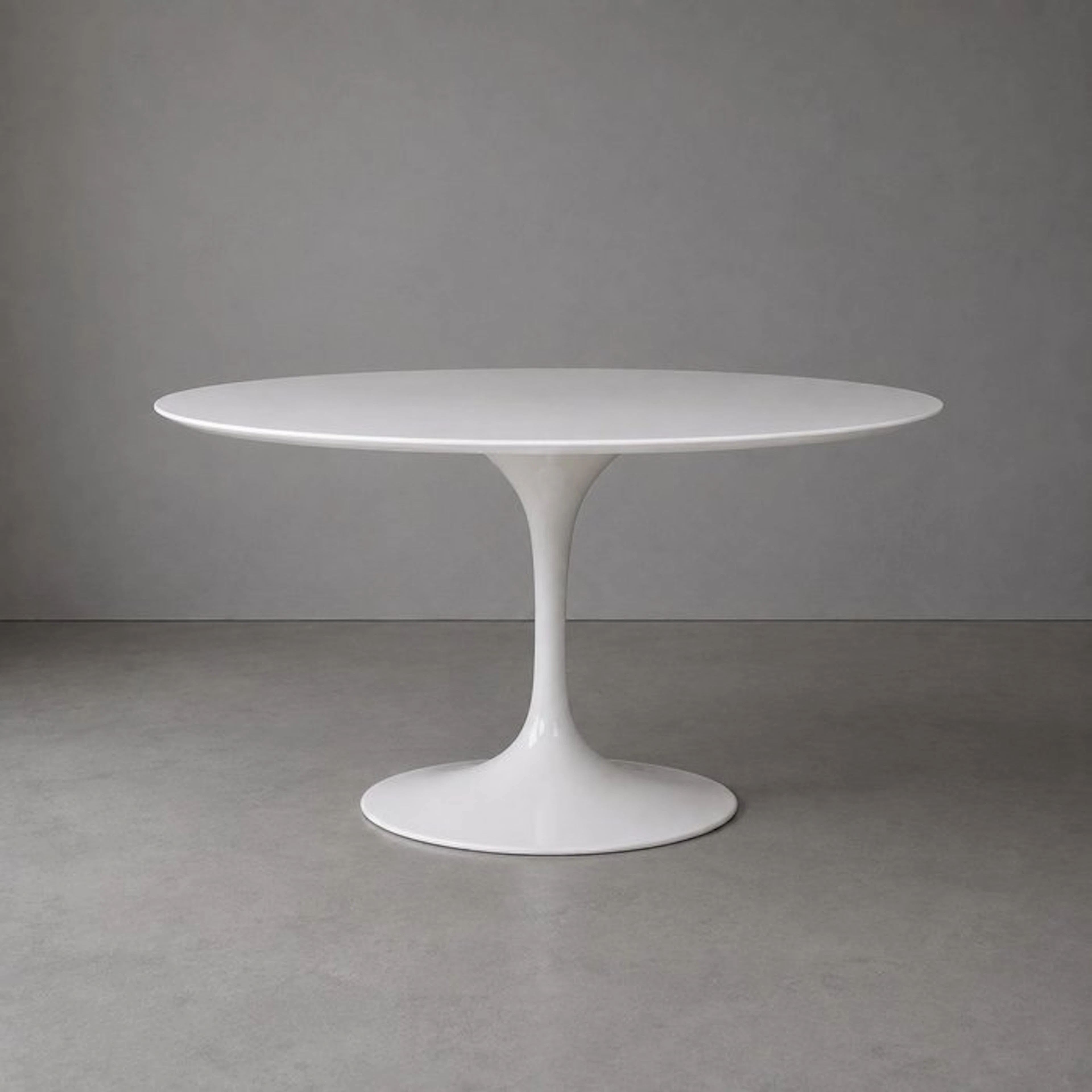 Knoll, NO RESERVE PRICE - Eero Saarinen - Table - Tulip table - Wood, Aluminium