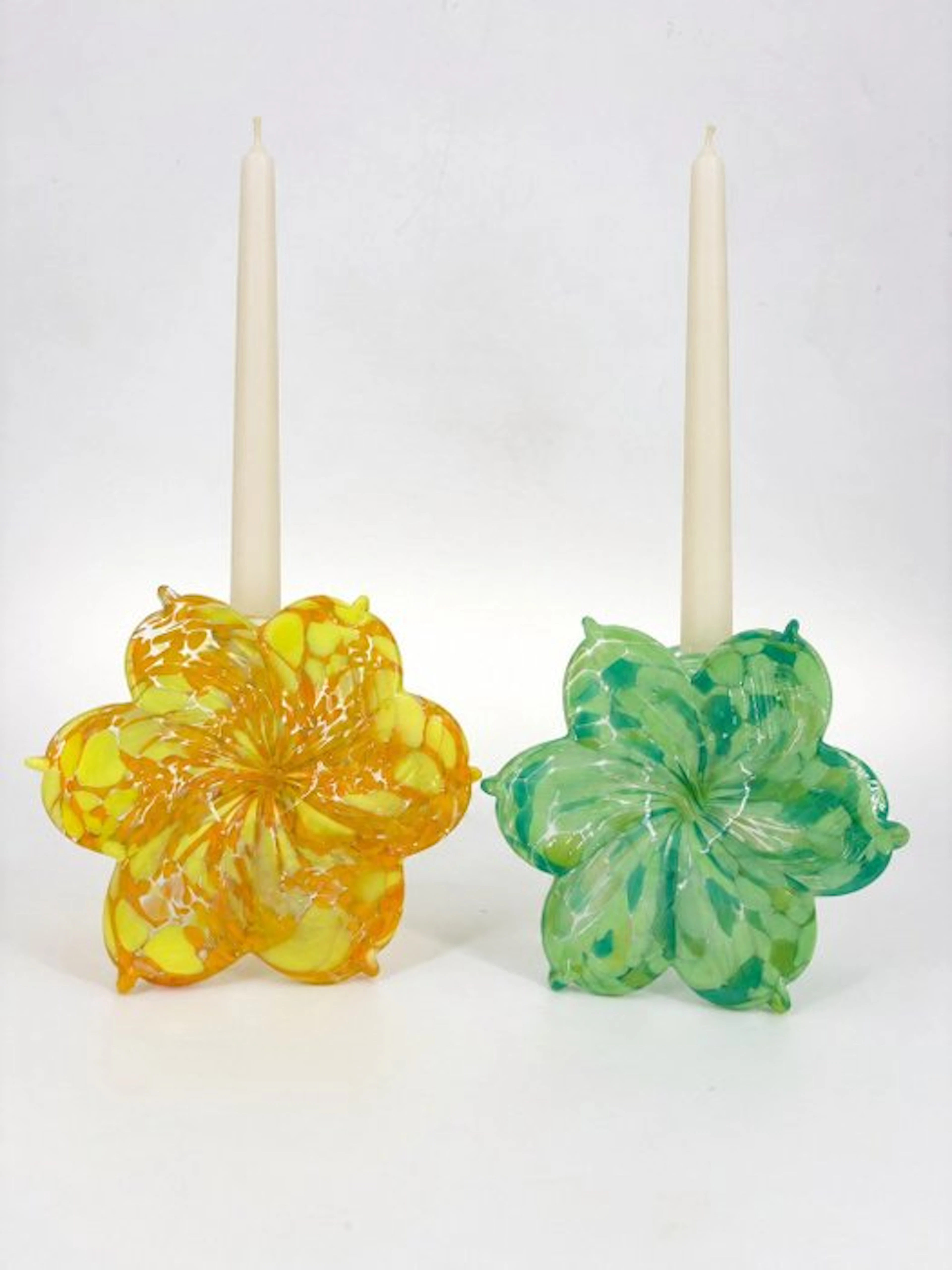 Centrepiece (2) - Glass - Flowers in Artistic Glass