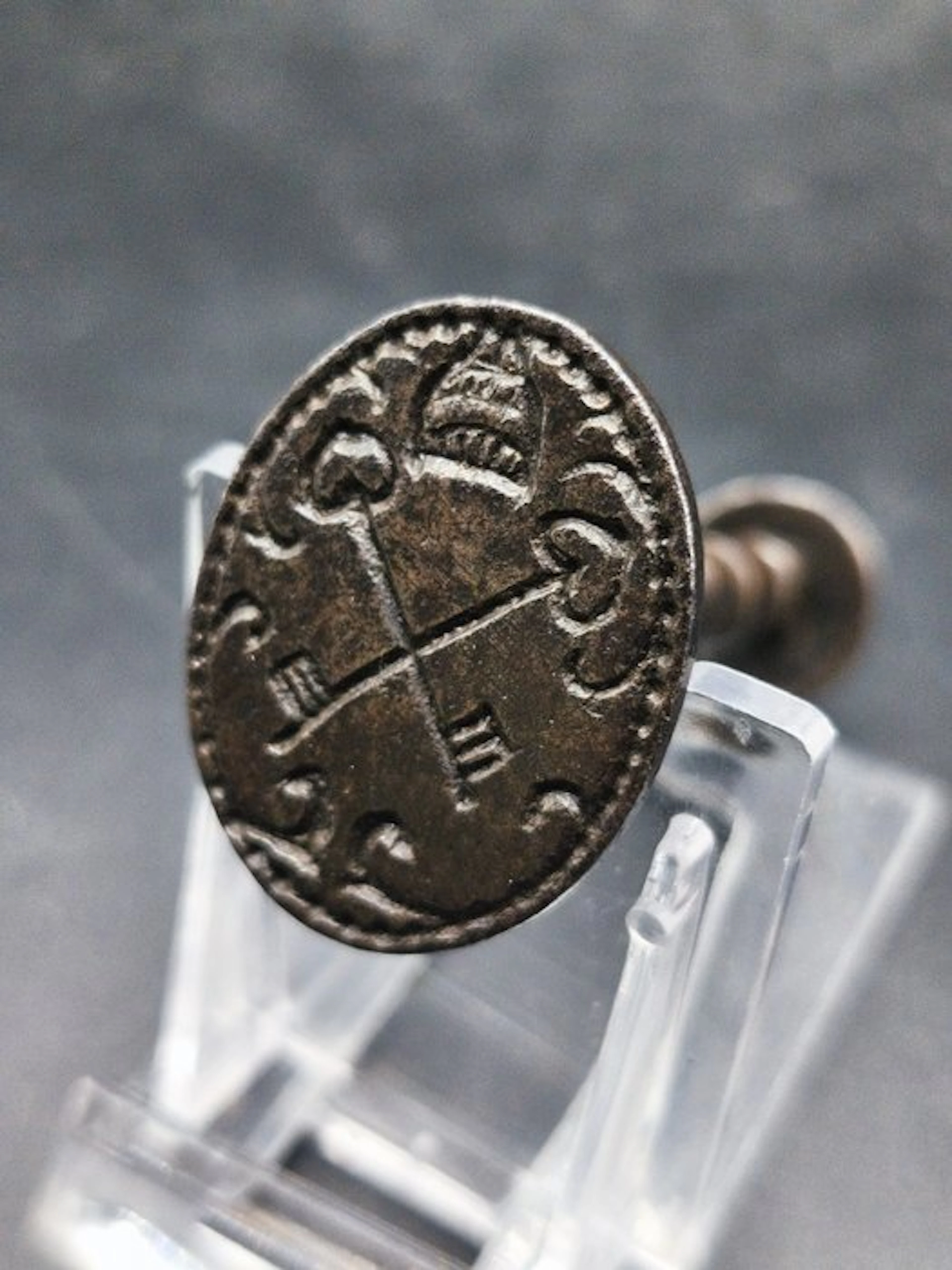 Ferro Episcopal Seal - Cylinder seal