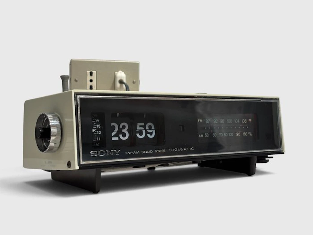 Flip clock - Sony Digimatic 8FC-59WA – 24H Flip Clock...
