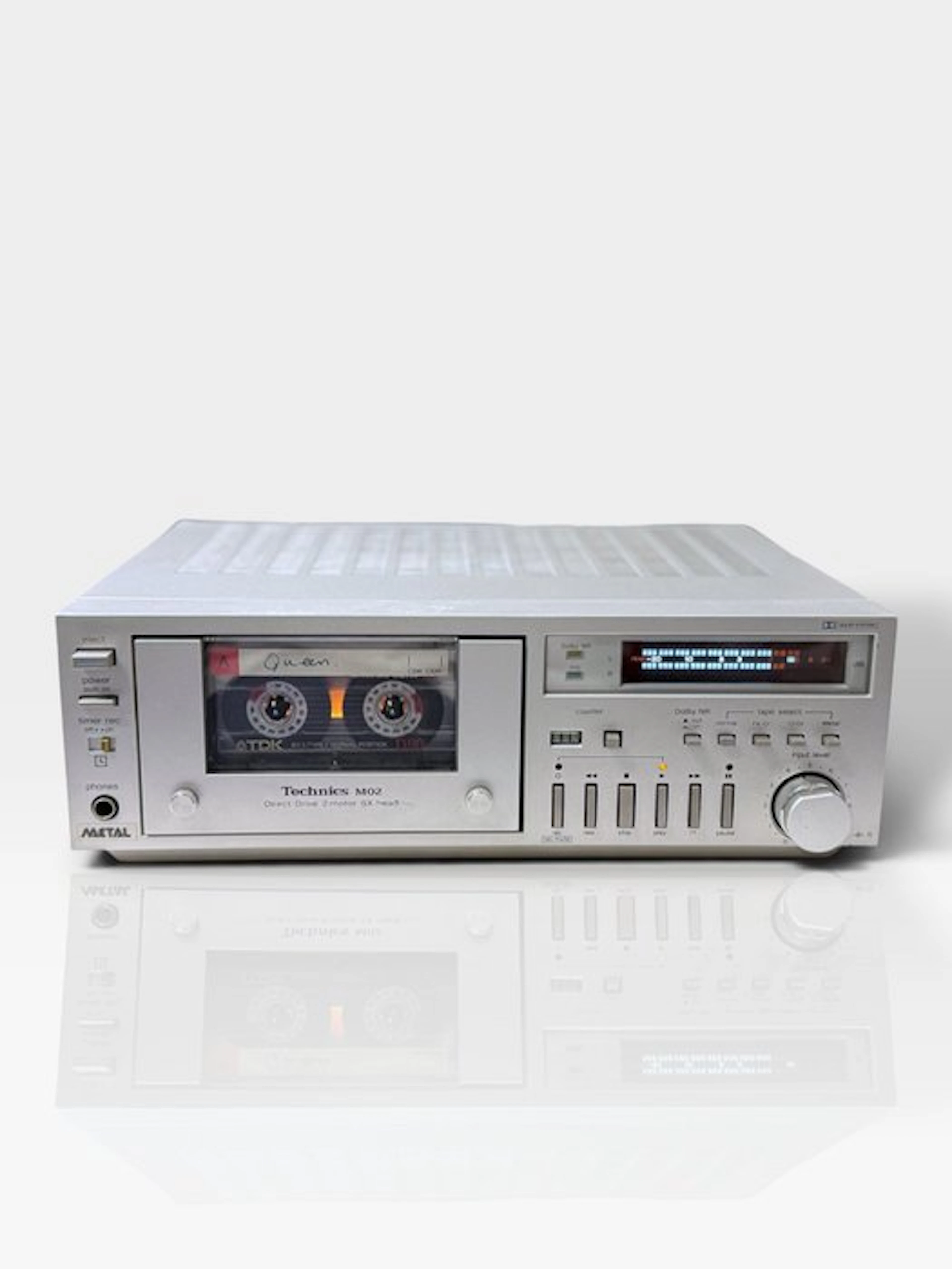 Technics - M02 / 2-Head Direct-Drive Slimline Micro Audio-cassette deck