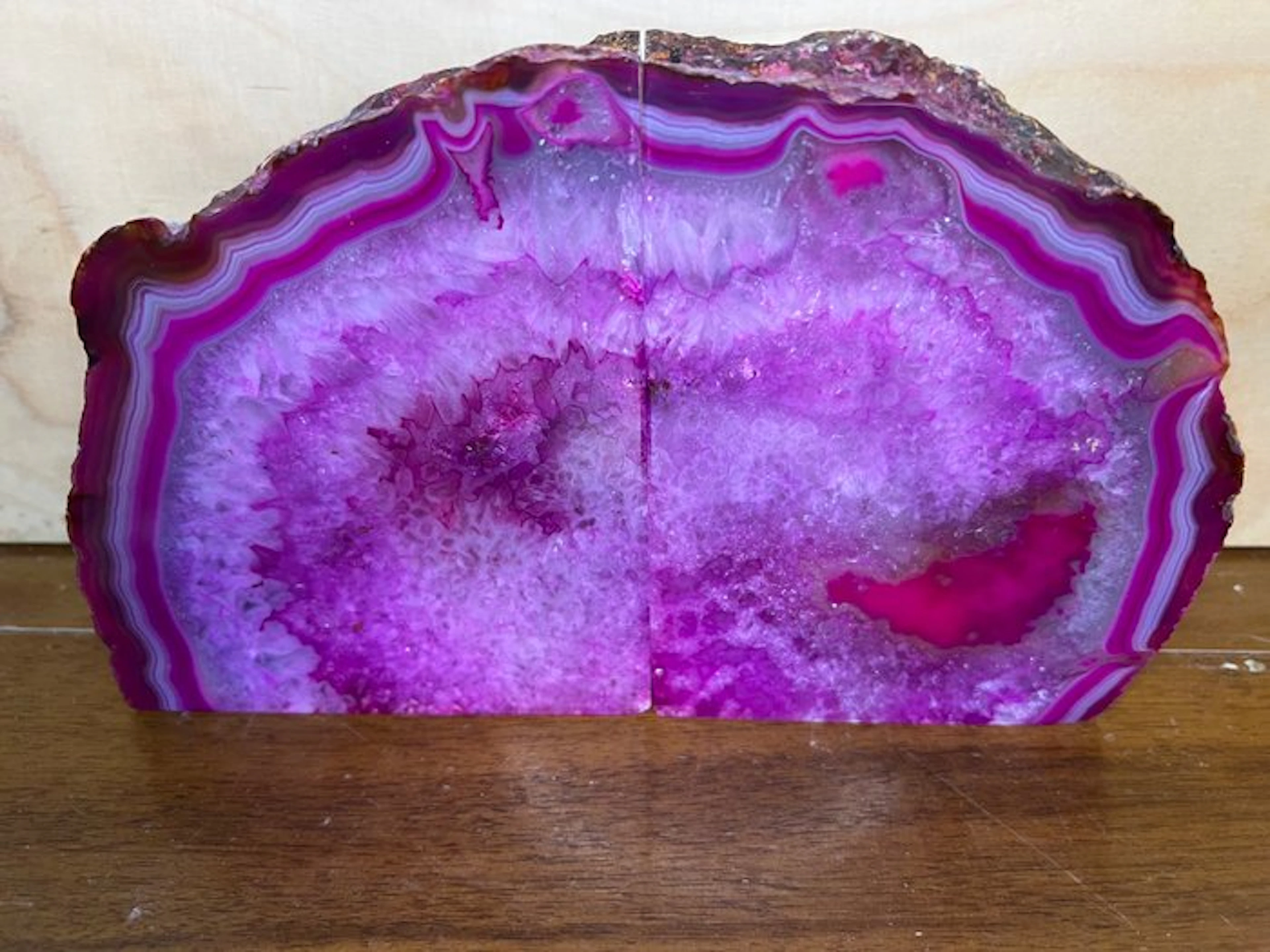 Agate Sphere - Height: 21 cm - Width: 13 cm- 3.4 kg - (1)