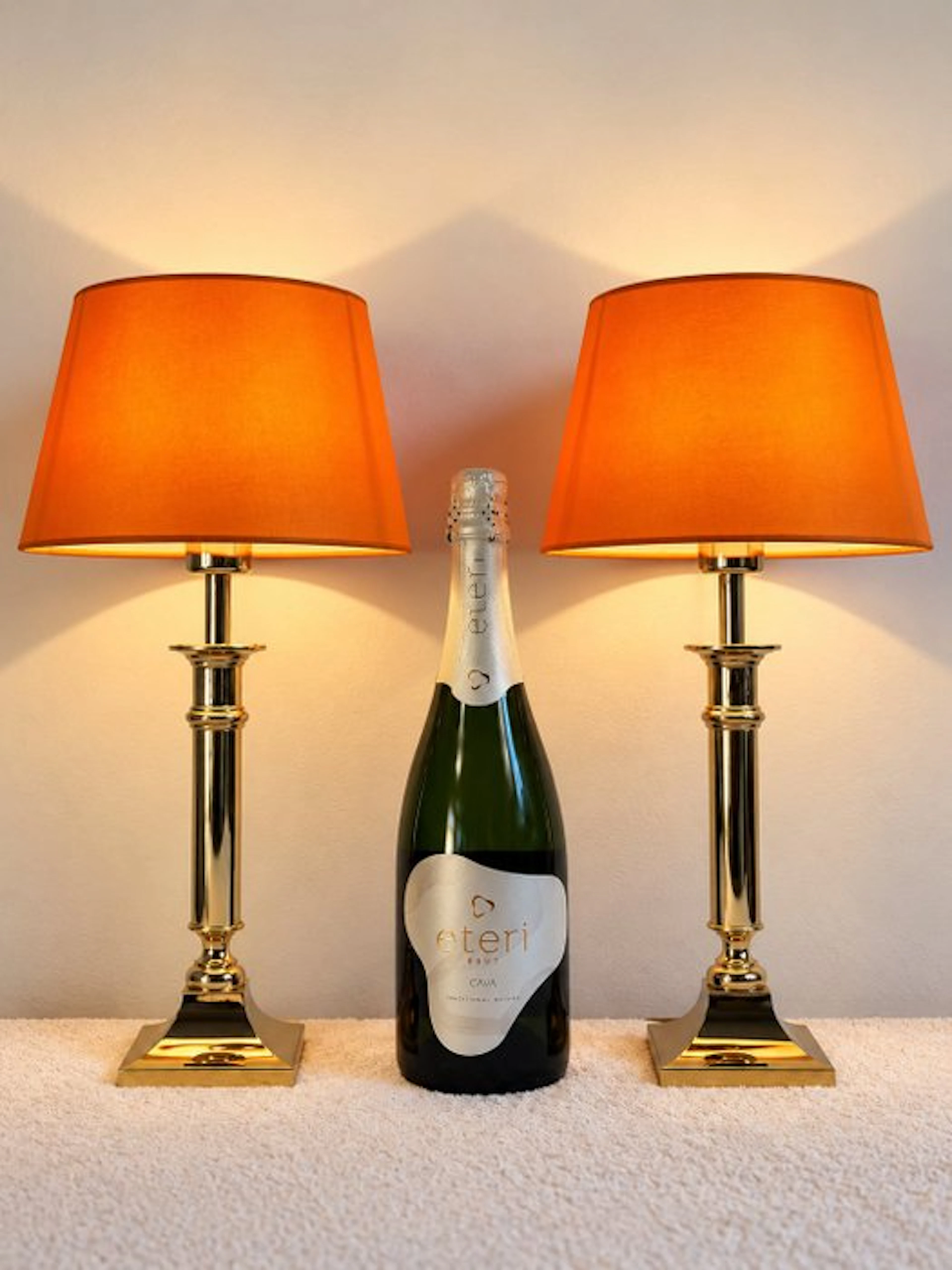 WOFI Leuchten GmbH - Table lamp (2) - Brass, Metal